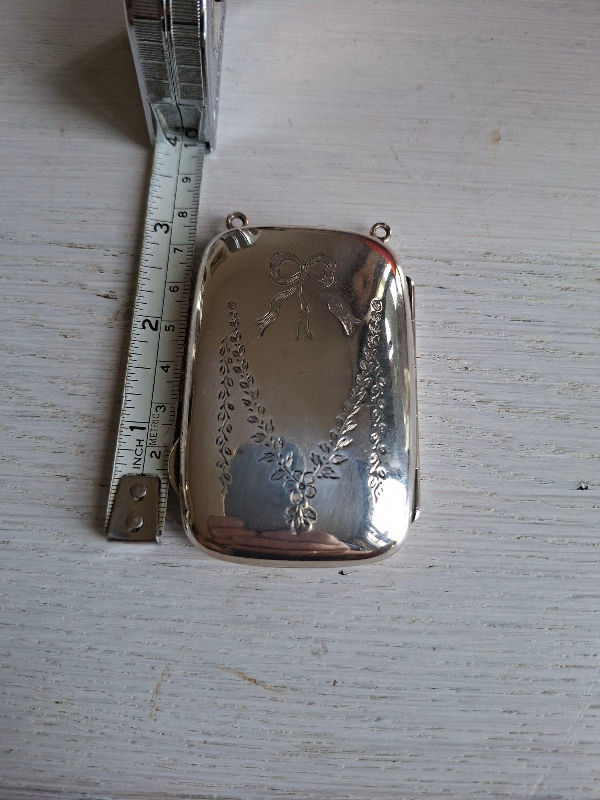 Antieke Zilveren Sigarettendoos met Gravures, Antiek en Kunst, Verzenden, Zilver