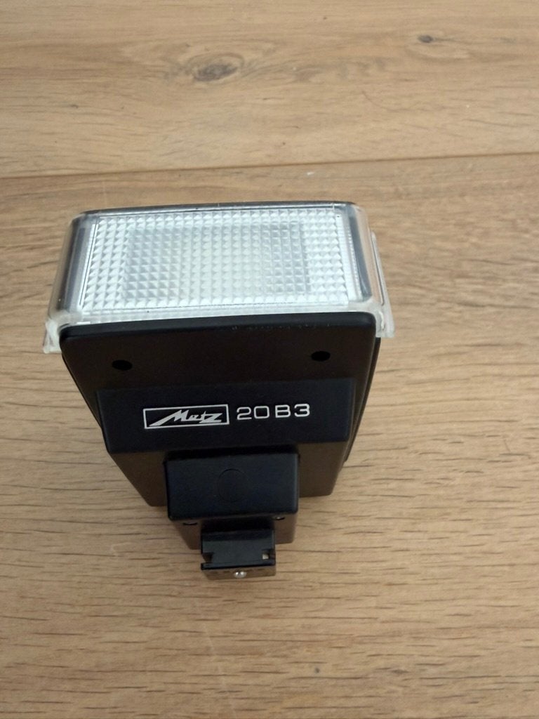Metz flitser 20B3, Gebruikt, Kantelbaar, Metz, Sony