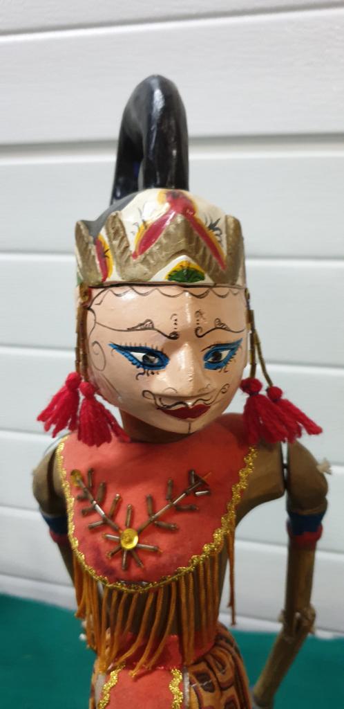 -	Wajang golek houten handpop, Verzamelen, Poppen, Ophalen of Verzenden, 'T Olde Gre-j, Info@toldegrej.nl, Endepoelstraat 20f Didam