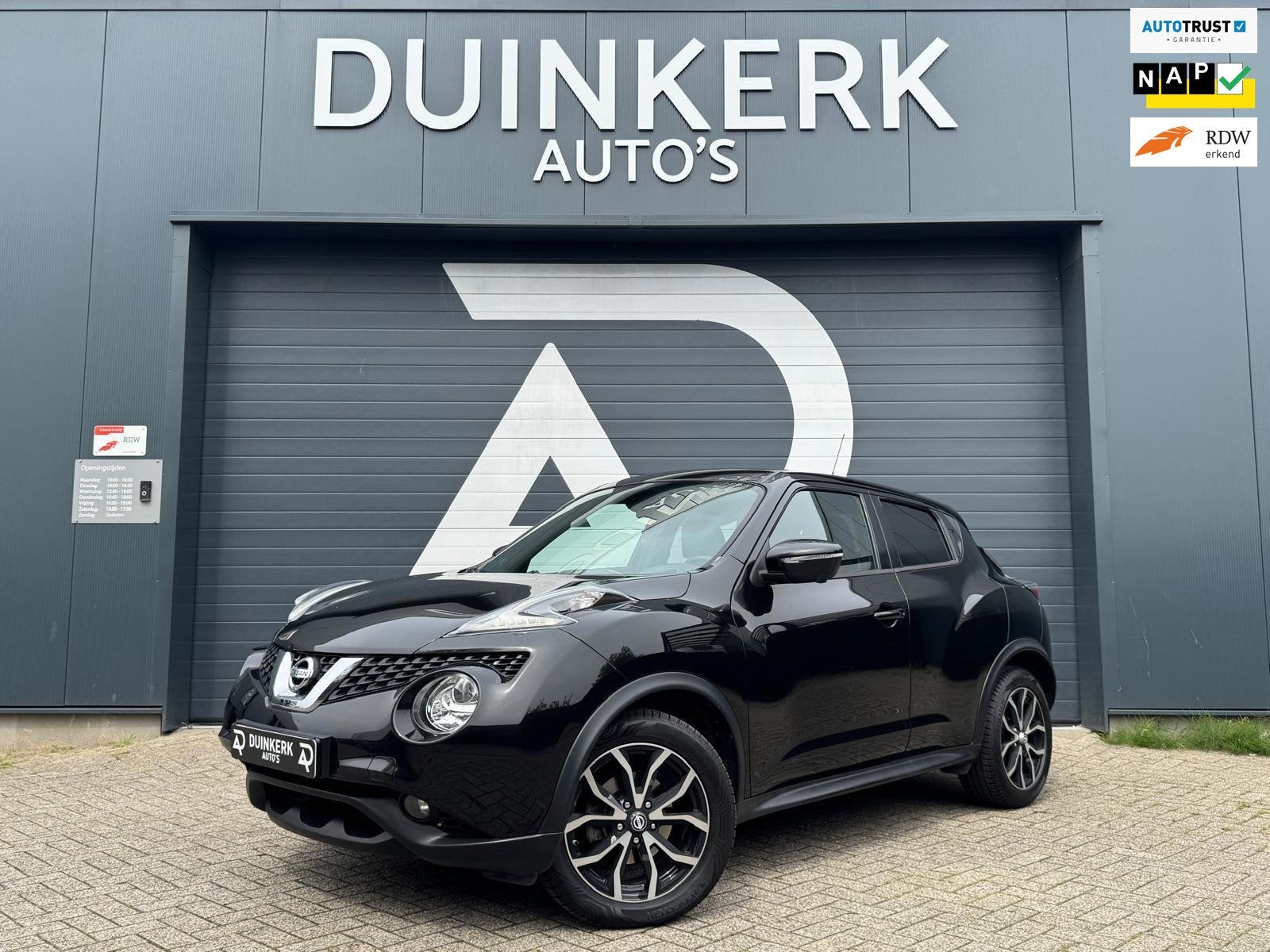Nissan Juke 1.6 Connect Edition | Automaat | Airco | Climate, Auto's, Stof, Zwart, 4 cilinders, Origineel Nederlands