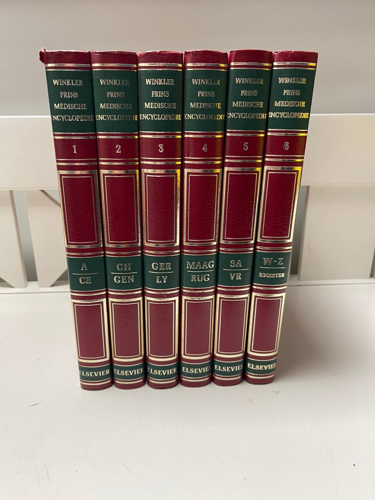 Medische Encyclopedie Winkler Prins Elsevier, Boeken, Encyclopedieën, Medisch, Complete serie, Ophalen of Verzenden, Zo goed als nieuw