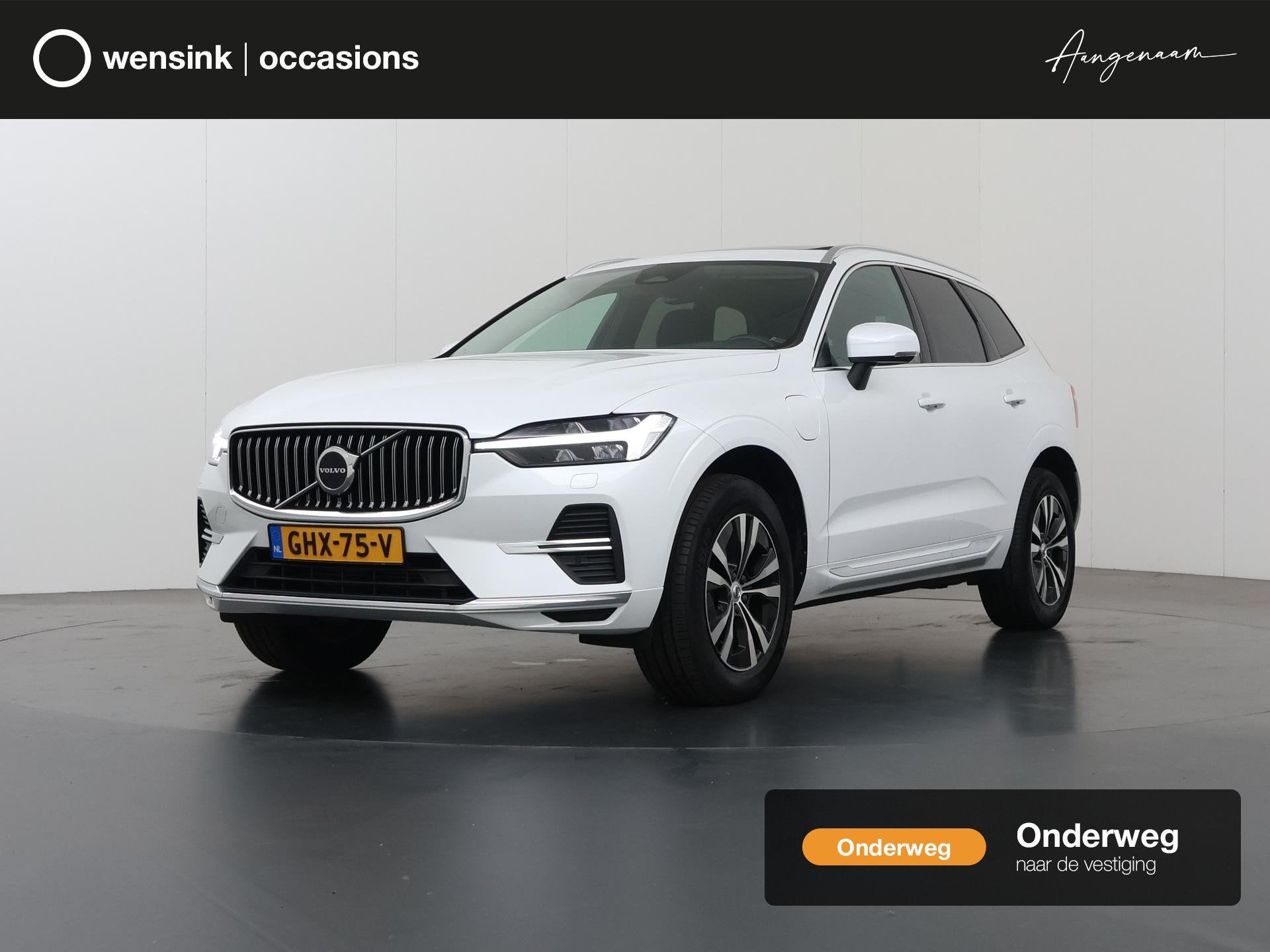 Volvo XC60 2.0 T6 Plug-in hybrid AWD Inscription Expression, Auto's, Automaat, Dealer onderhouden, Stof, Gebruikt