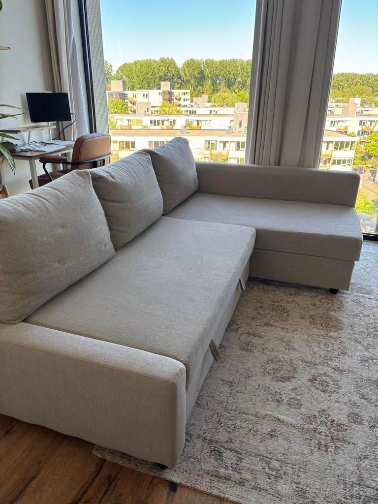 IKEA FRIHETEN sofabed in gunnared beige, Huis en Inrichting, Ophalen, Driepersoons, 75 tot 100 cm, Zo goed als nieuw