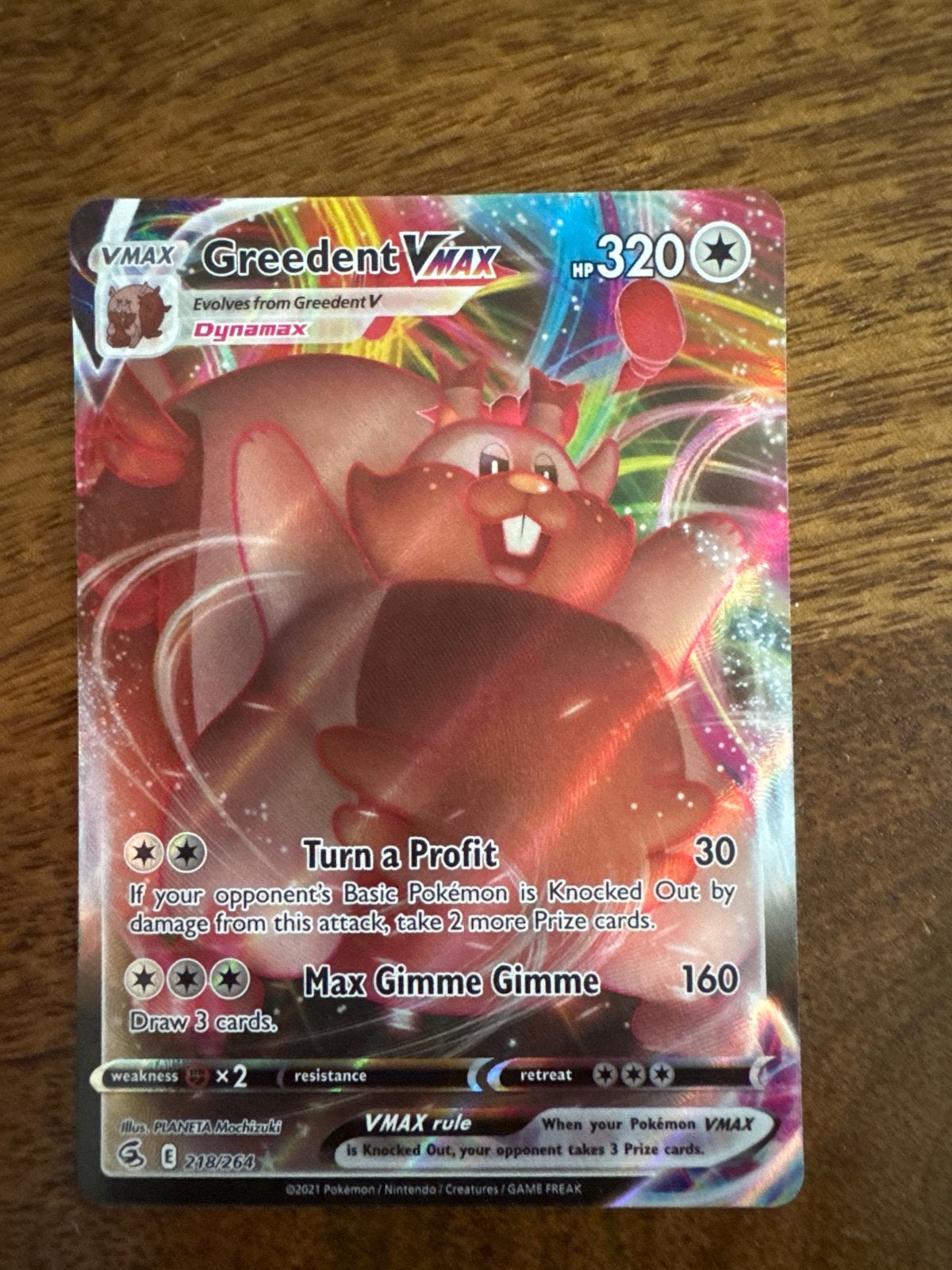 Greedent VMAX Pokémon Kaart - Fusion Strike 218/264, Ophalen of Verzenden, Zo goed als nieuw, Losse kaart