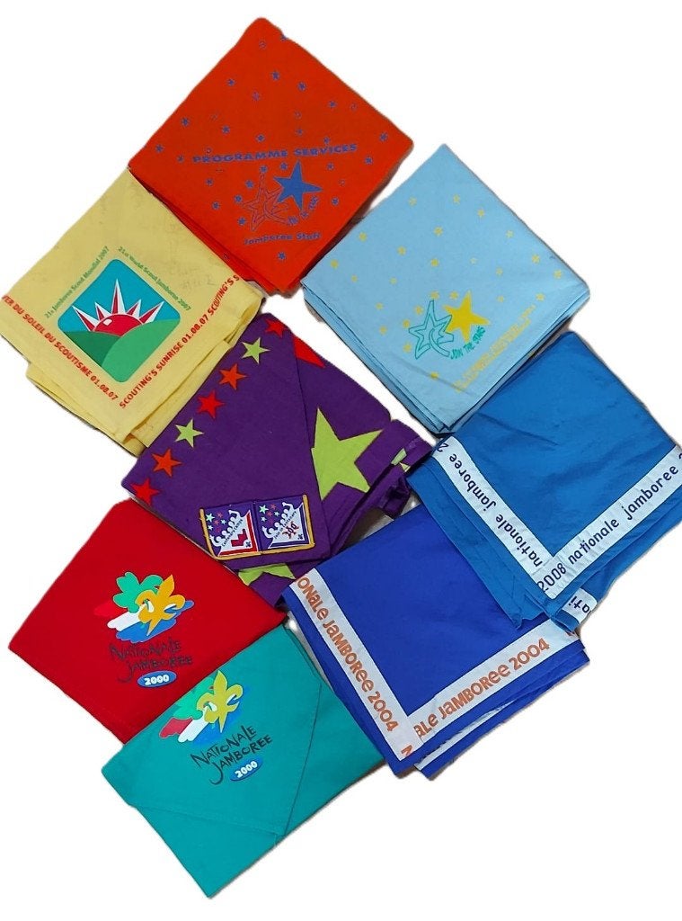 scouting collectie evenementen dassen, Verzamelen, Scouting, Ophalen of Verzenden, Zo goed als nieuw, Pet, Hoed of Sjaal