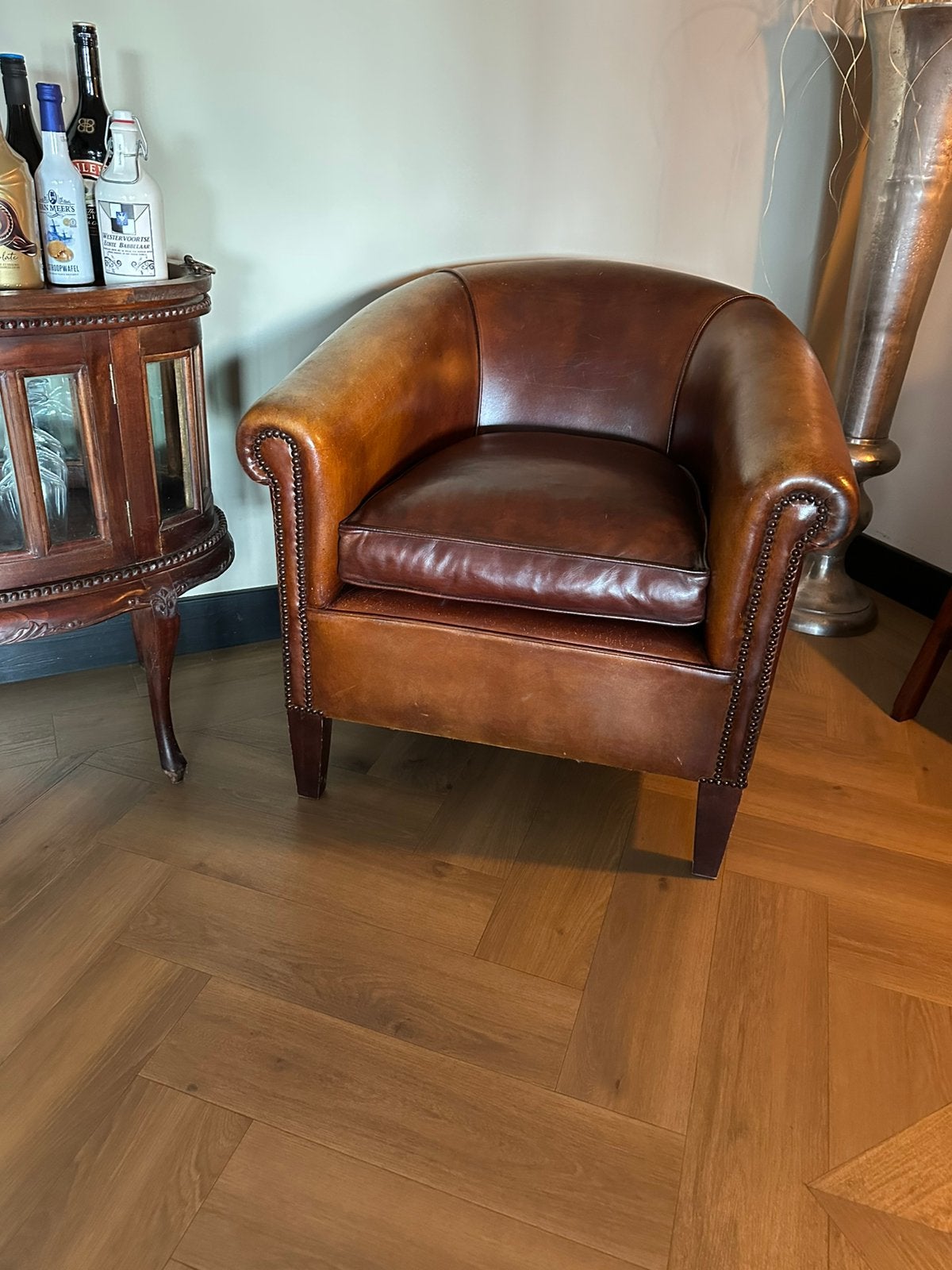 Prachtige schapenleren clubfauteuil. Izgs., Huis en Inrichting, Ophalen, ., Chesterfield, Zo goed als nieuw