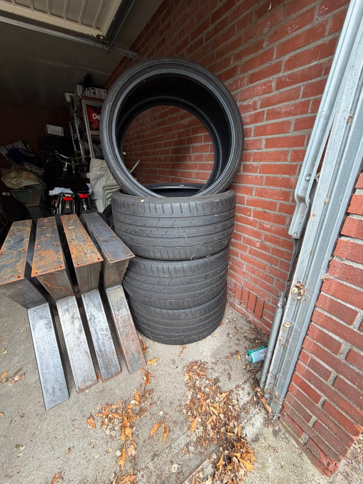 Hankook 285-30-22 te koop, Ophalen, Overige materialen, Gebruikt, Overige typen