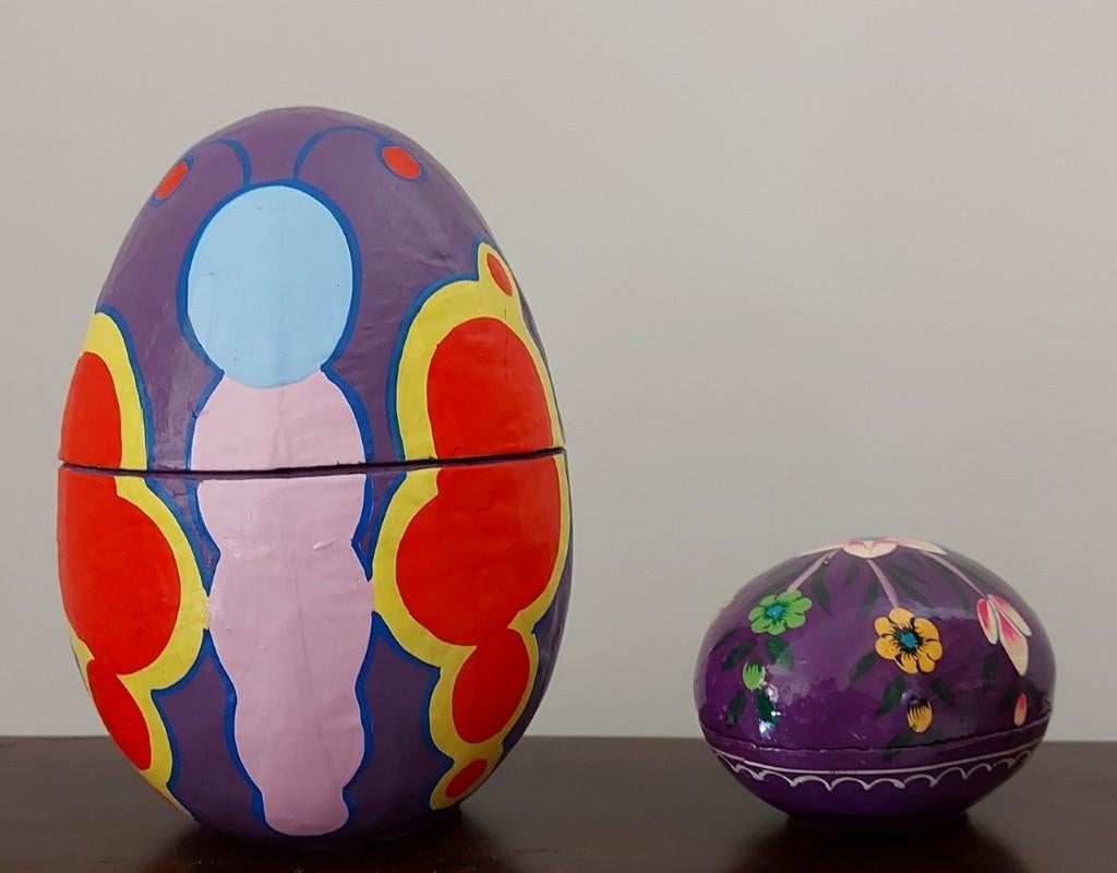 2 eieren papier mache paars vlinder bloemen Pasen, Ophalen of Verzenden, Zo goed als nieuw