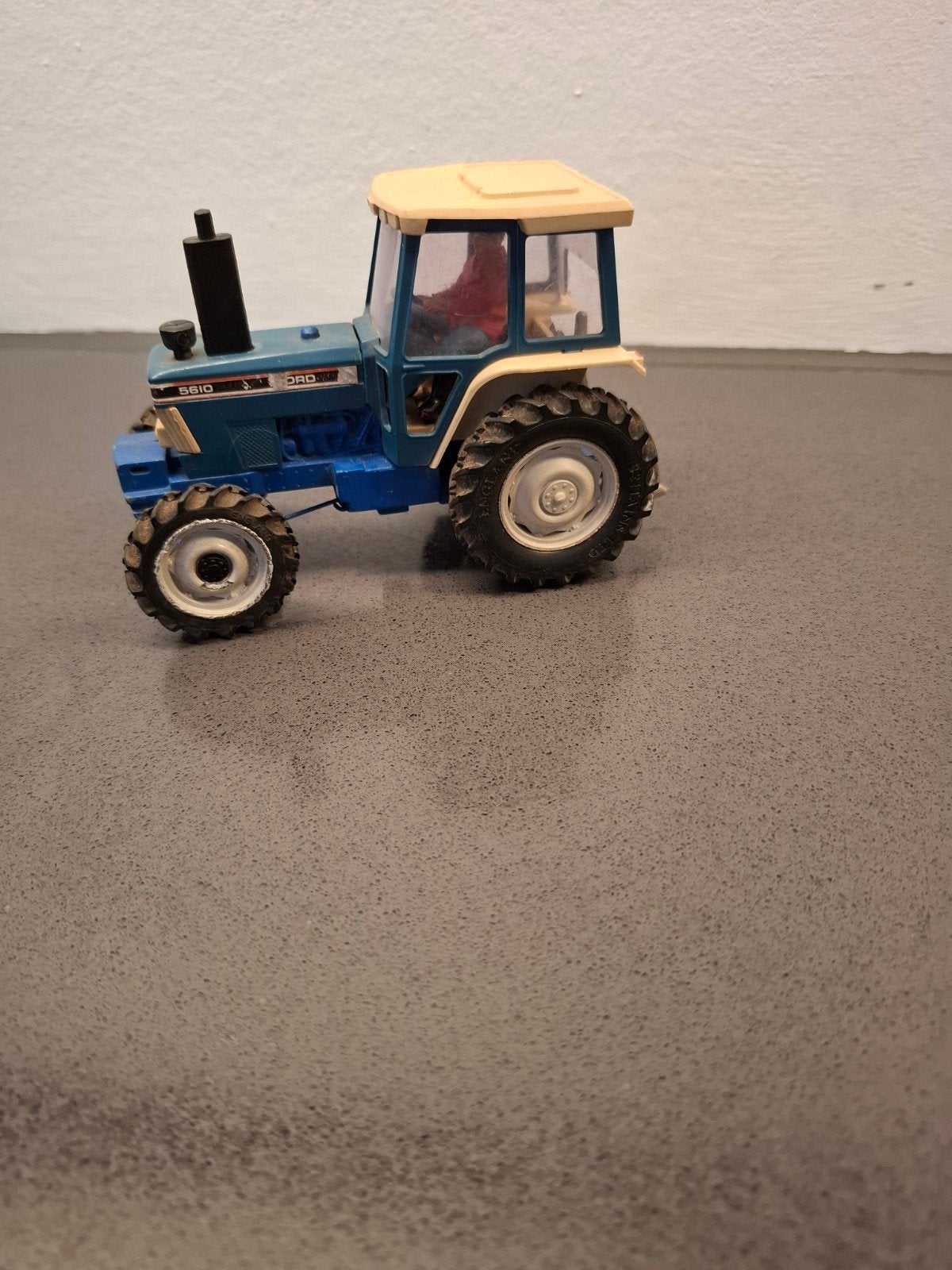 te koop britains ford 5610, Ophalen of Verzenden, Tractor of Landbouw, Britains