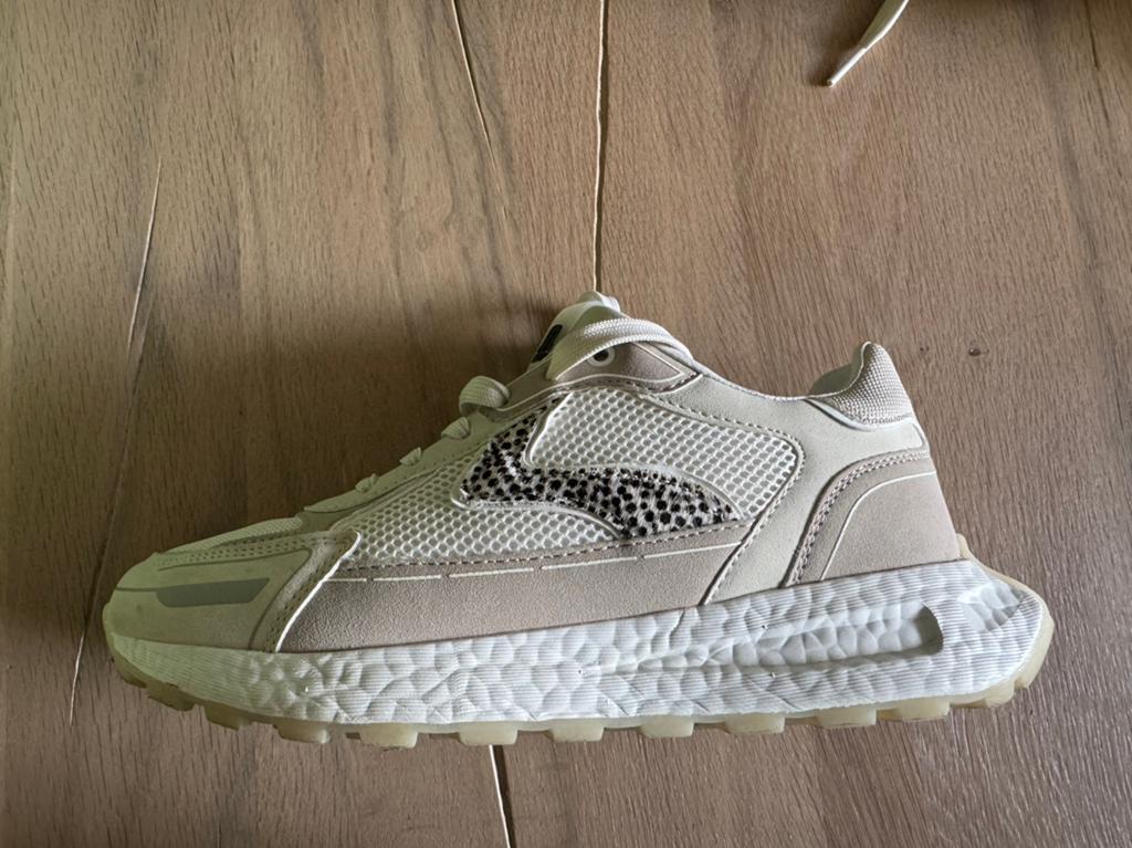 Maruti sneakers maat 39, Beige, Ophalen of Verzenden, Sneakers of Gympen, Zo goed als nieuw