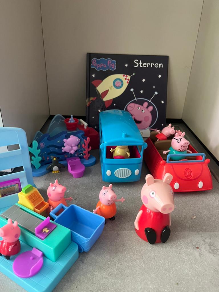 Peppa big - verzameling speelgoed, Ophalen of Verzenden, Zo goed als nieuw, Jongen of Meisje