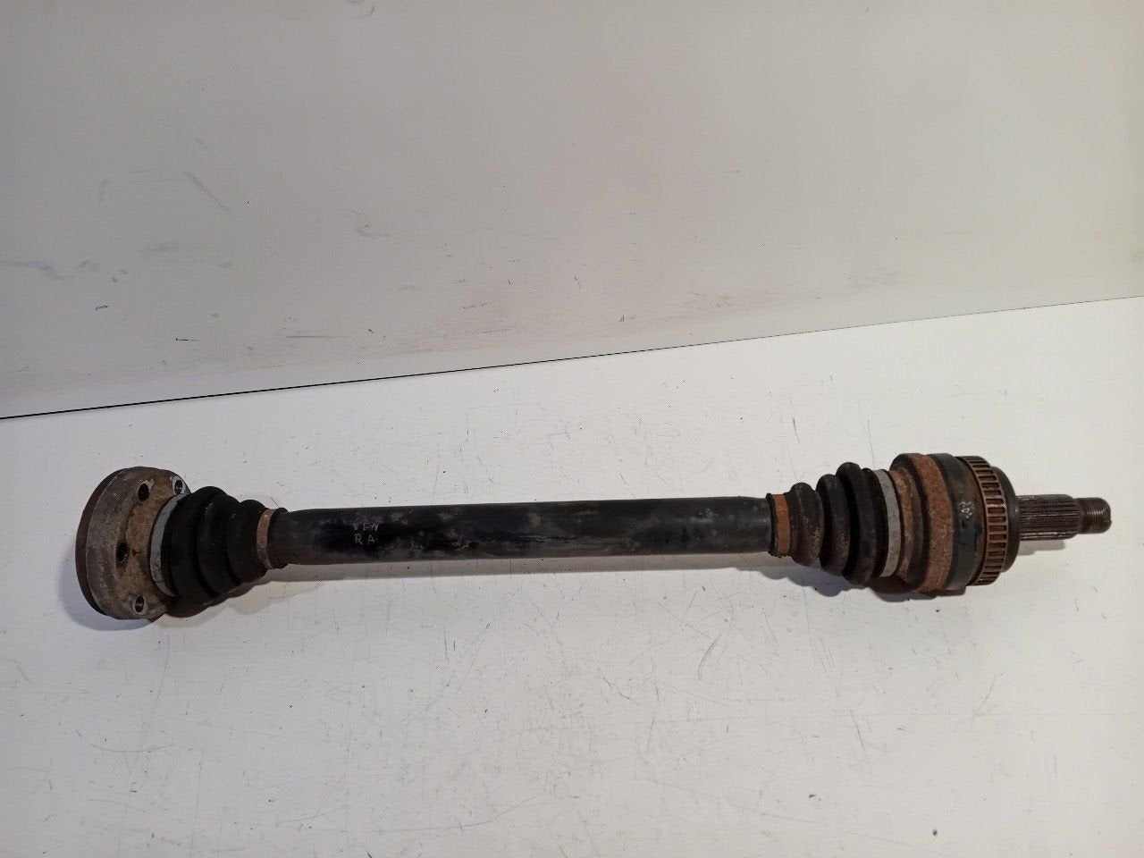 Aandrijfas rechts achter BMW 3 serie, Auto-onderdelen, Transmissie en Toebehoren, Onderdelen@venauto.nl, Van der Ven Autorecycling B.V.