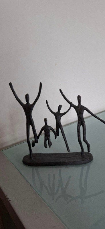 Happy Family>springend gezin van vier, Verzamelen, Ophalen of Verzenden, Zo goed als nieuw