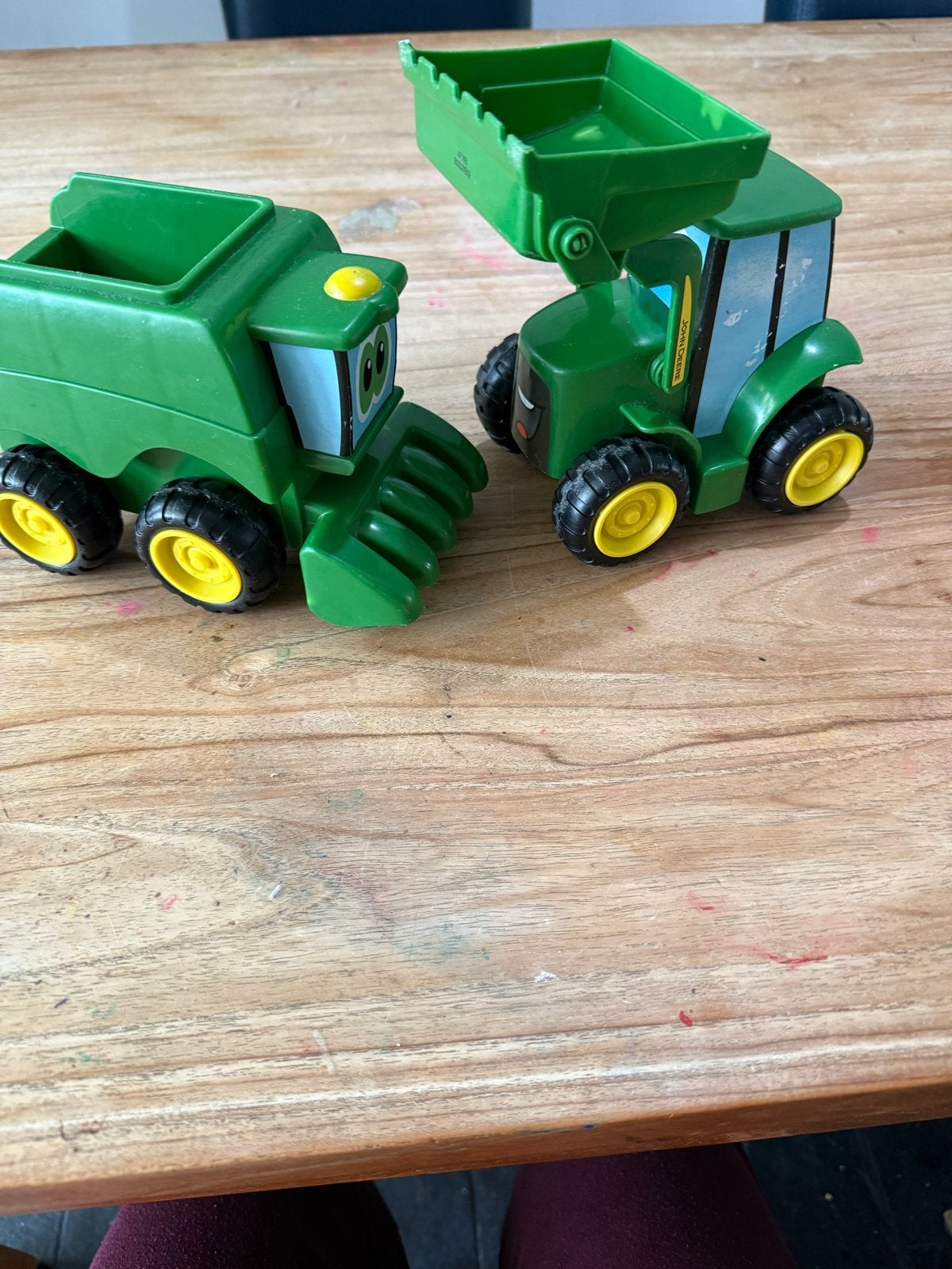 John Deere speelgoed set: tractor en pers, Ophalen of Verzenden, Gebruikt