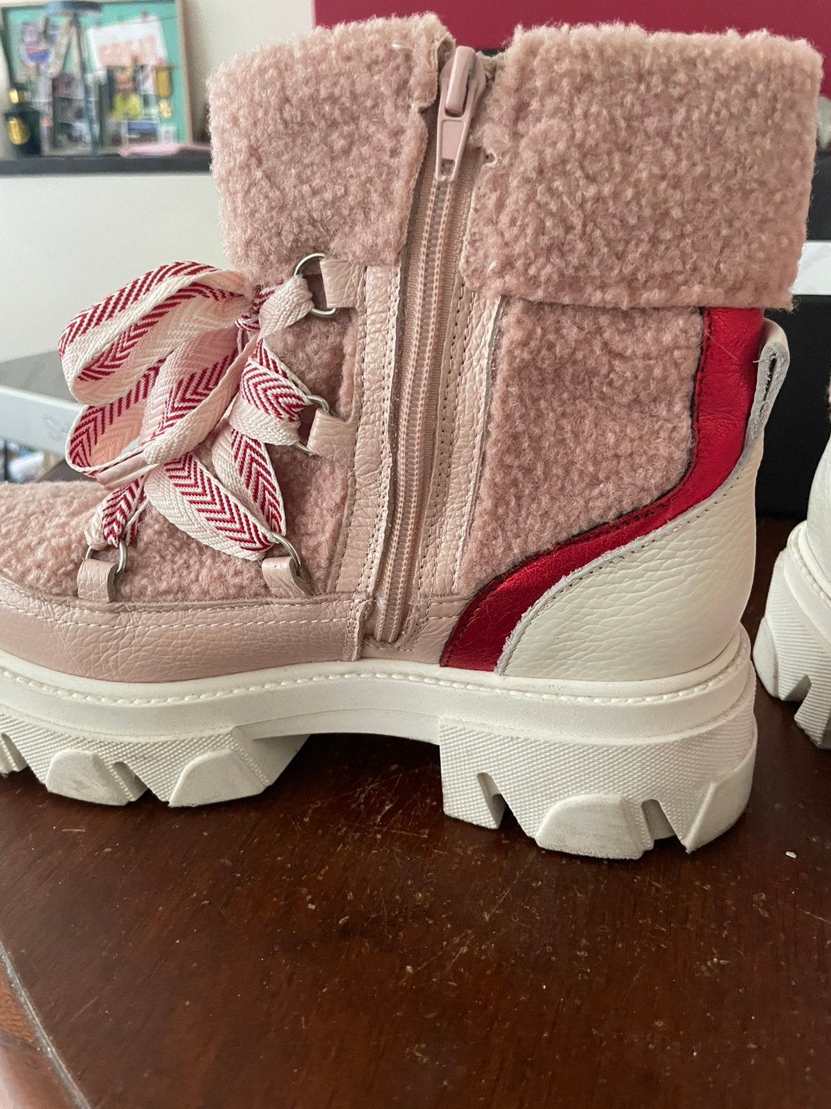 Dwars, Ophalen of Verzenden, Zo goed als nieuw, Roze, Sneakers of Gympen