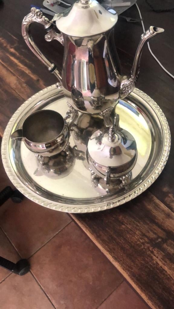 VERZILVERD KOFFIESTEL BESTAANDE UIT DIENBLAD, Antiek en Kunst, Ophalen of Verzenden
