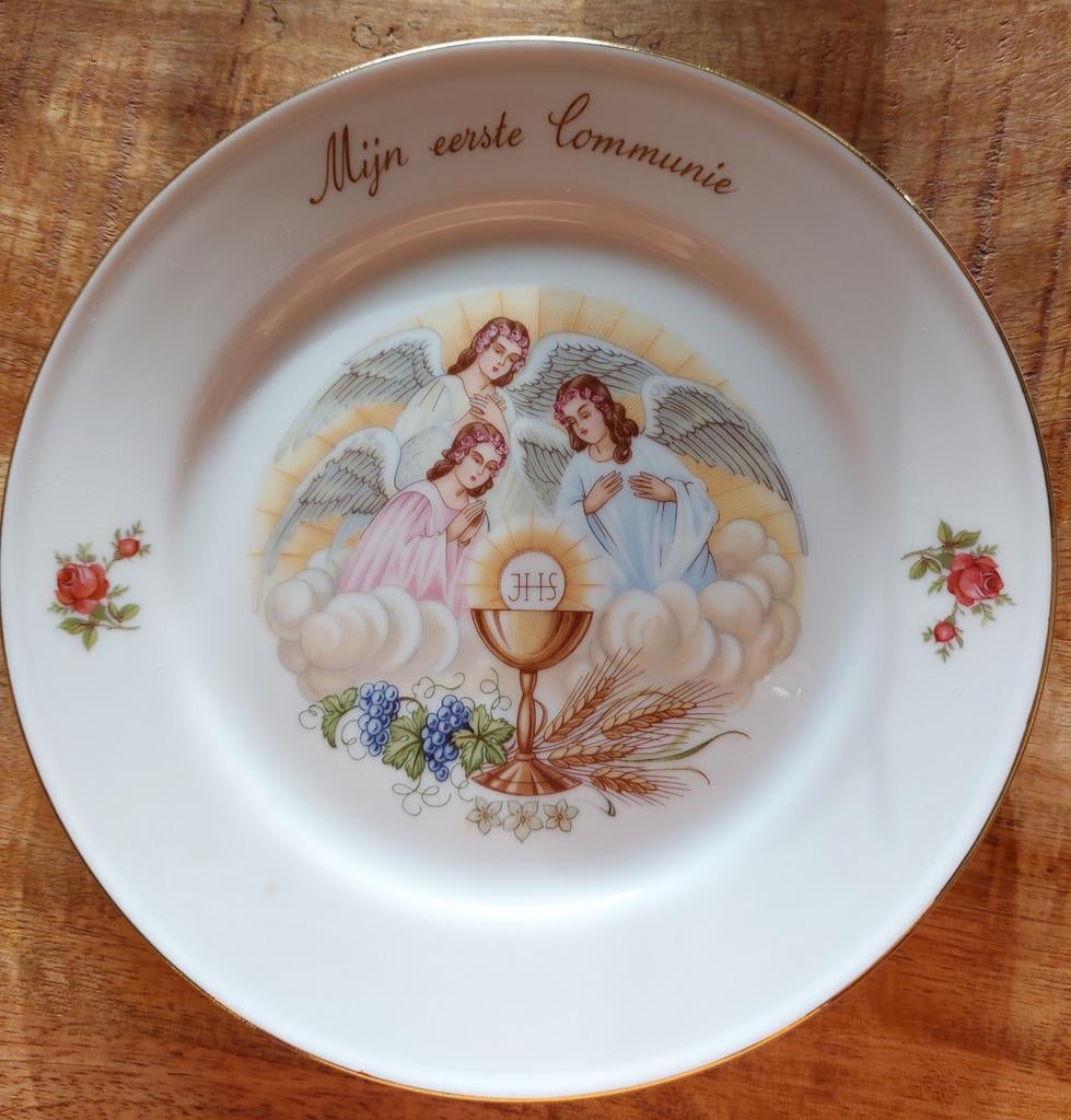 Vintage Eerste Communie Servies: Bord, Kop en Schotel, Antiek en Kunst, Ophalen