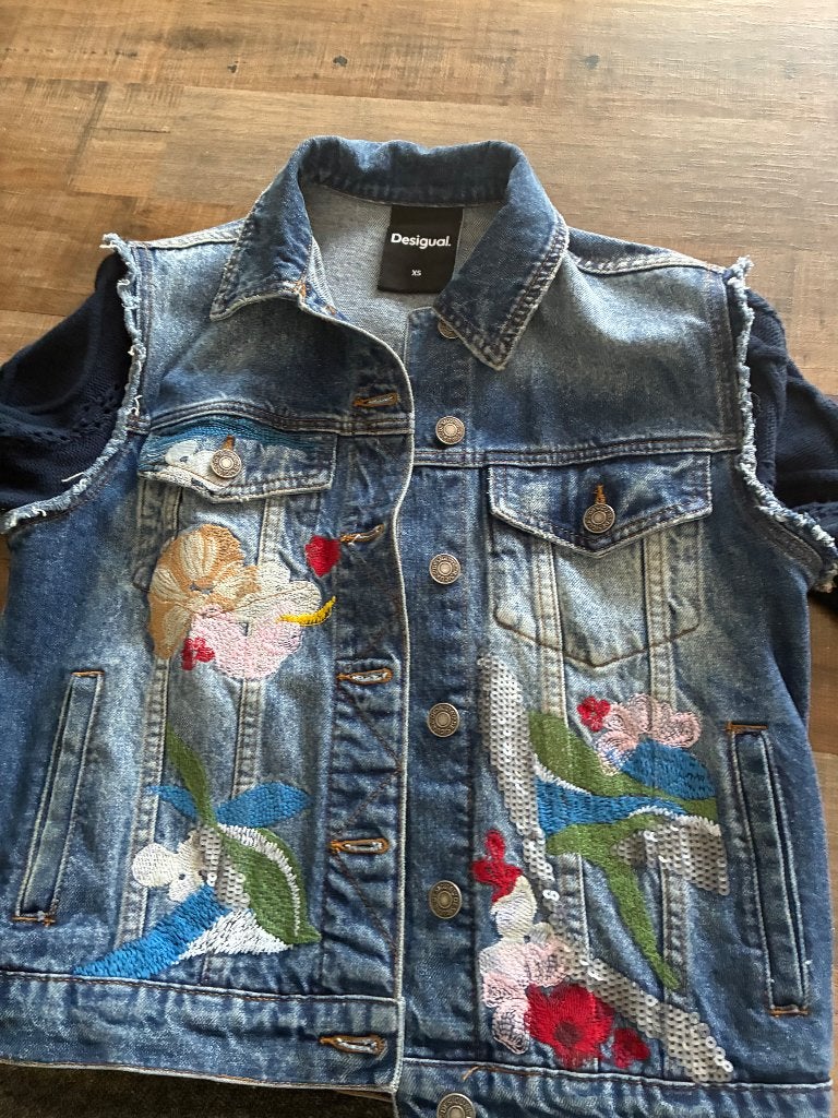 Desigual denim jacket xs, Blauw, Ophalen of Verzenden, Zo goed als nieuw, Desigual