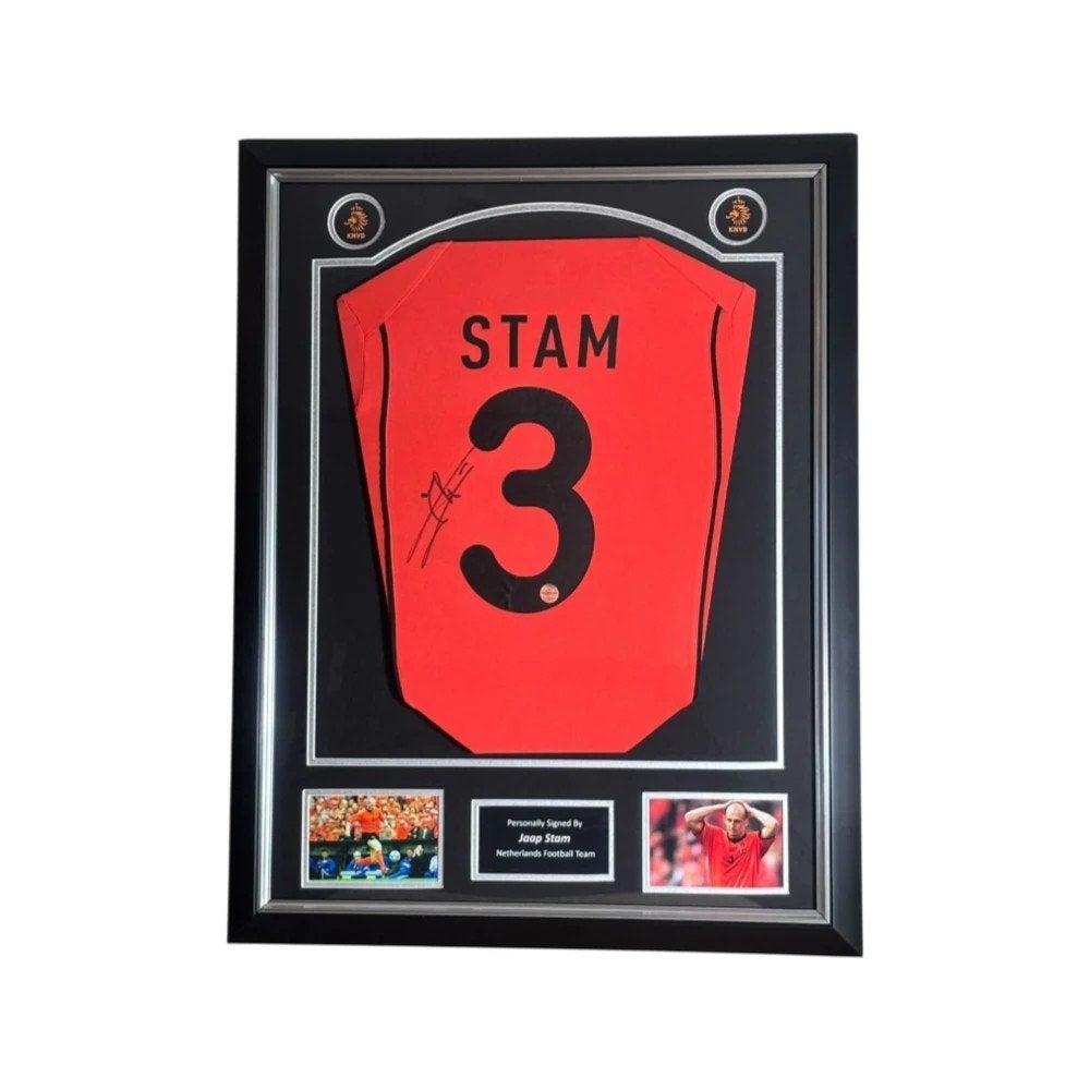 Jaap Stam – gesigneerd Nederland 1998–20 shirt Deluxe Frame, Verzamelen, Shirt, Info@sportmemorabilianetherlands.com, Nieuw, Ophalen of Verzenden