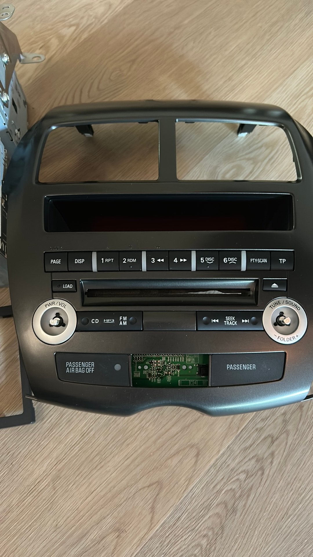 Mitsubishi autoradio frame, Ophalen, Gebruikt