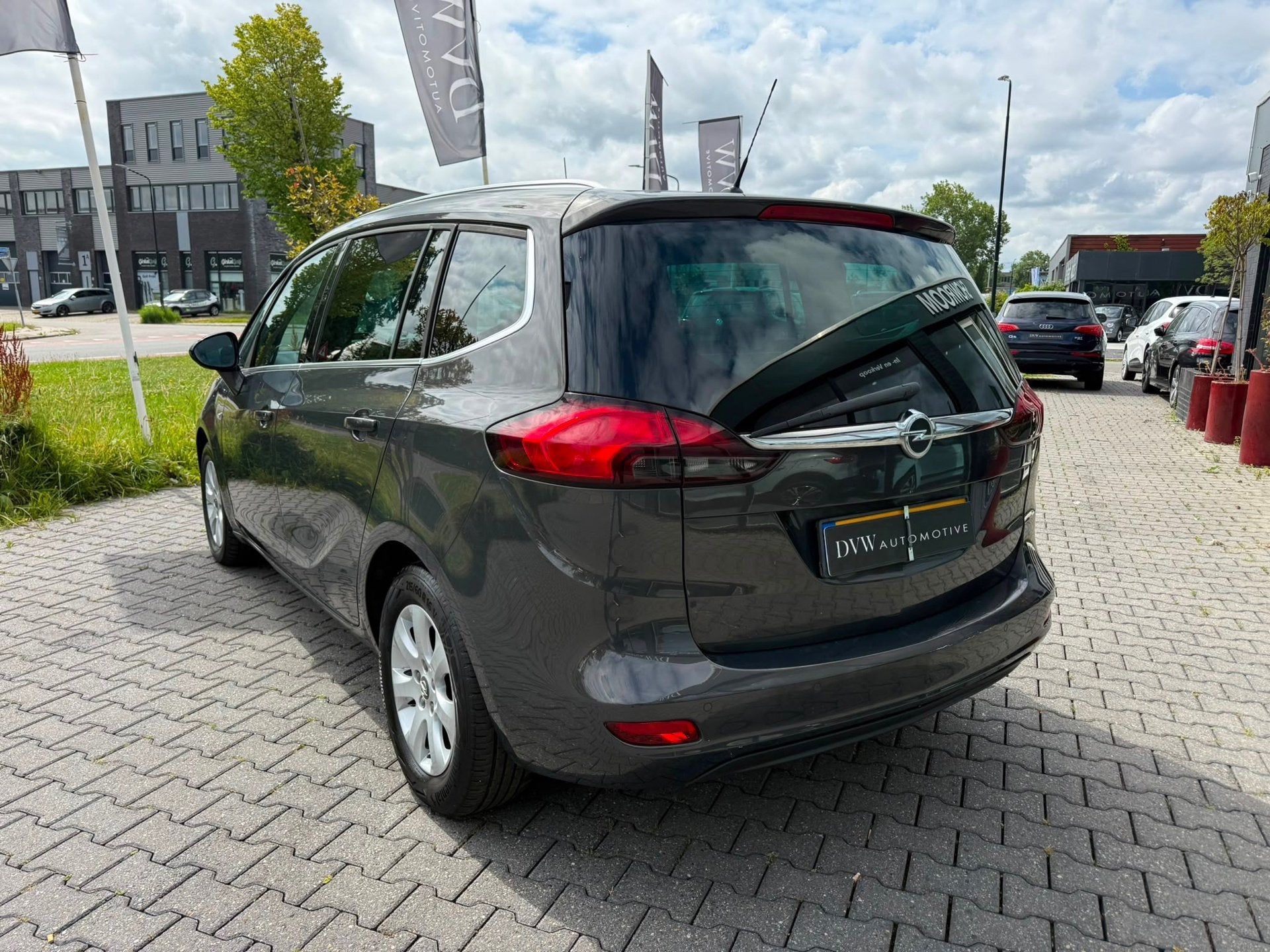 Opel Zafira Tourer 1.4 Edition, Auto's, Opel, Gebruikt, Euro 6, 4 cilinders, Origineel Nederlands