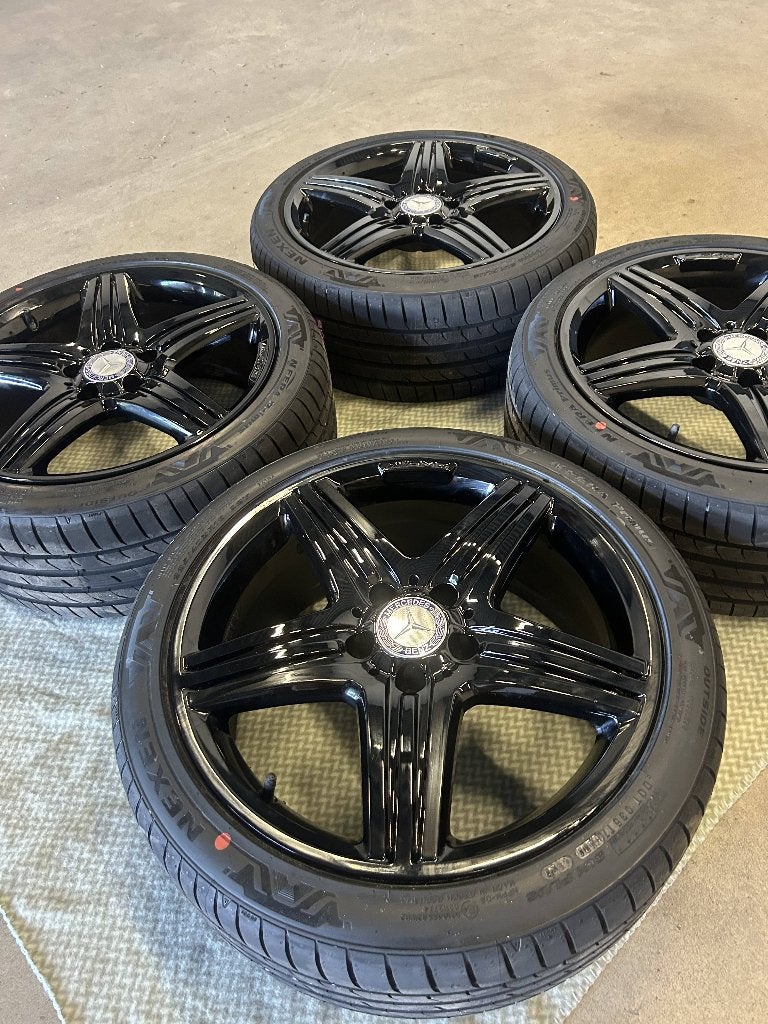 Originele AMG Wielenset Mercedes A-klasse NIEUWE BANDEN! 18", Auto-onderdelen, Banden en Velgen, Ophalen, 18 inch, -, -
