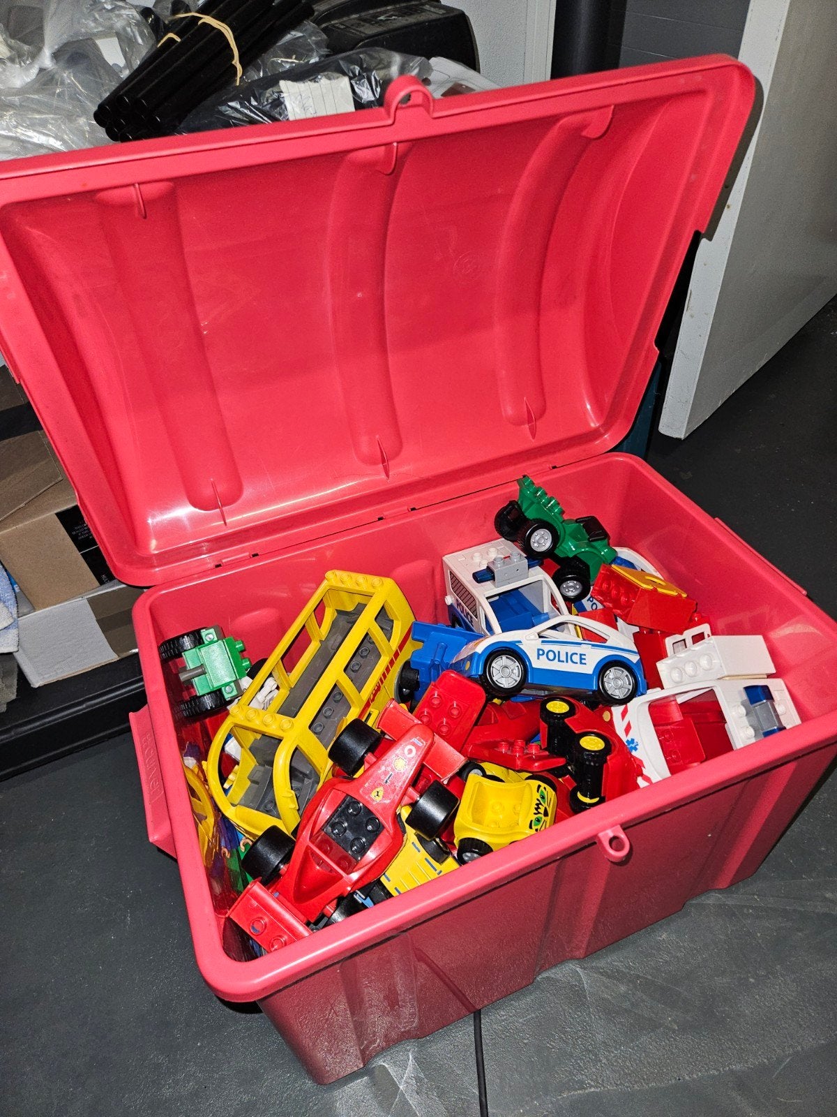 Grote kist duplo, Ophalen
