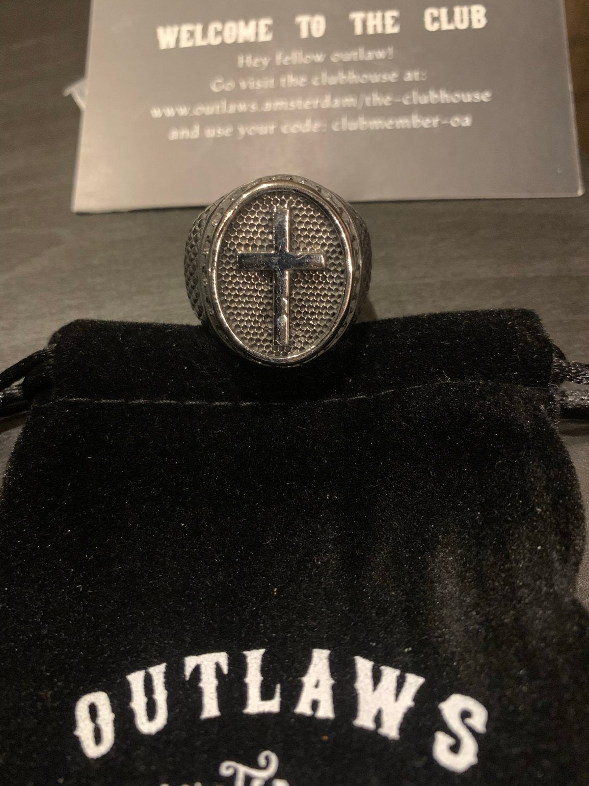 Outlaws Amsterdam ring met kruis maat 13 Nieuw, Sieraden, Tassen en Uiterlijk, Ringen, IJzer of Staal, Heer, Nieuw, Ophalen of Verzenden