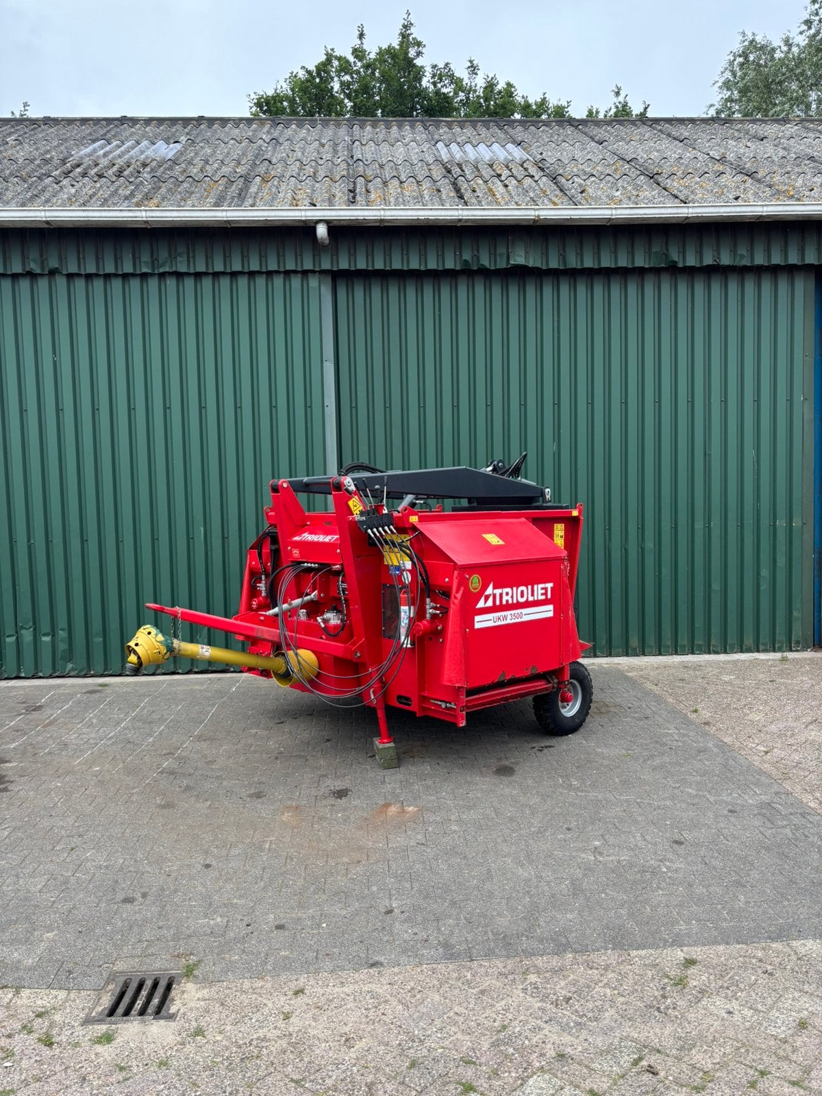 Nette Triolit ukw-3500 voerbak, Ophalen, Oogstmachine
