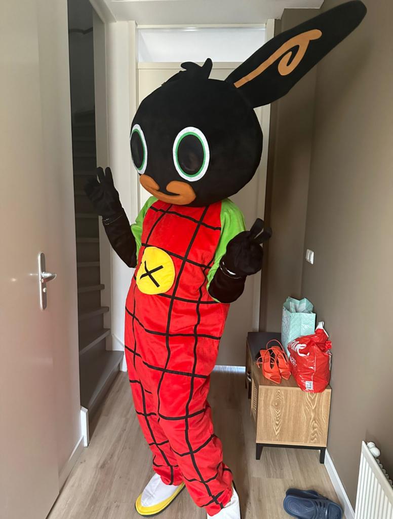 Bing Konijn Mascotte Kostuum - Perfect voor Feestjes!, Ophalen of Verzenden, Zo goed als nieuw, Pak of Jurk