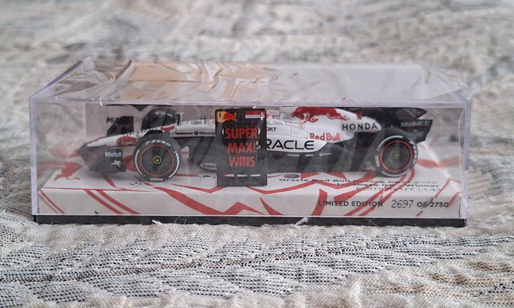 Max Verstappen 1:43 Japan 2025 Special Livery, Ophalen, Nieuw, Formule 1