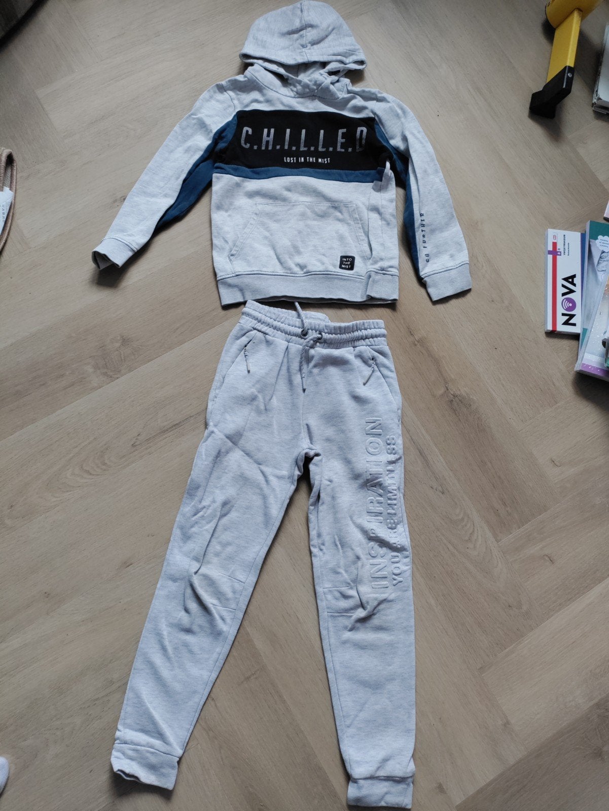 Heerlijk joggingbroek trui pak 134 140, Kinderen en Baby's, Kinderkleding | Maat 134, Ophalen of Verzenden, Gebruikt, Jongen