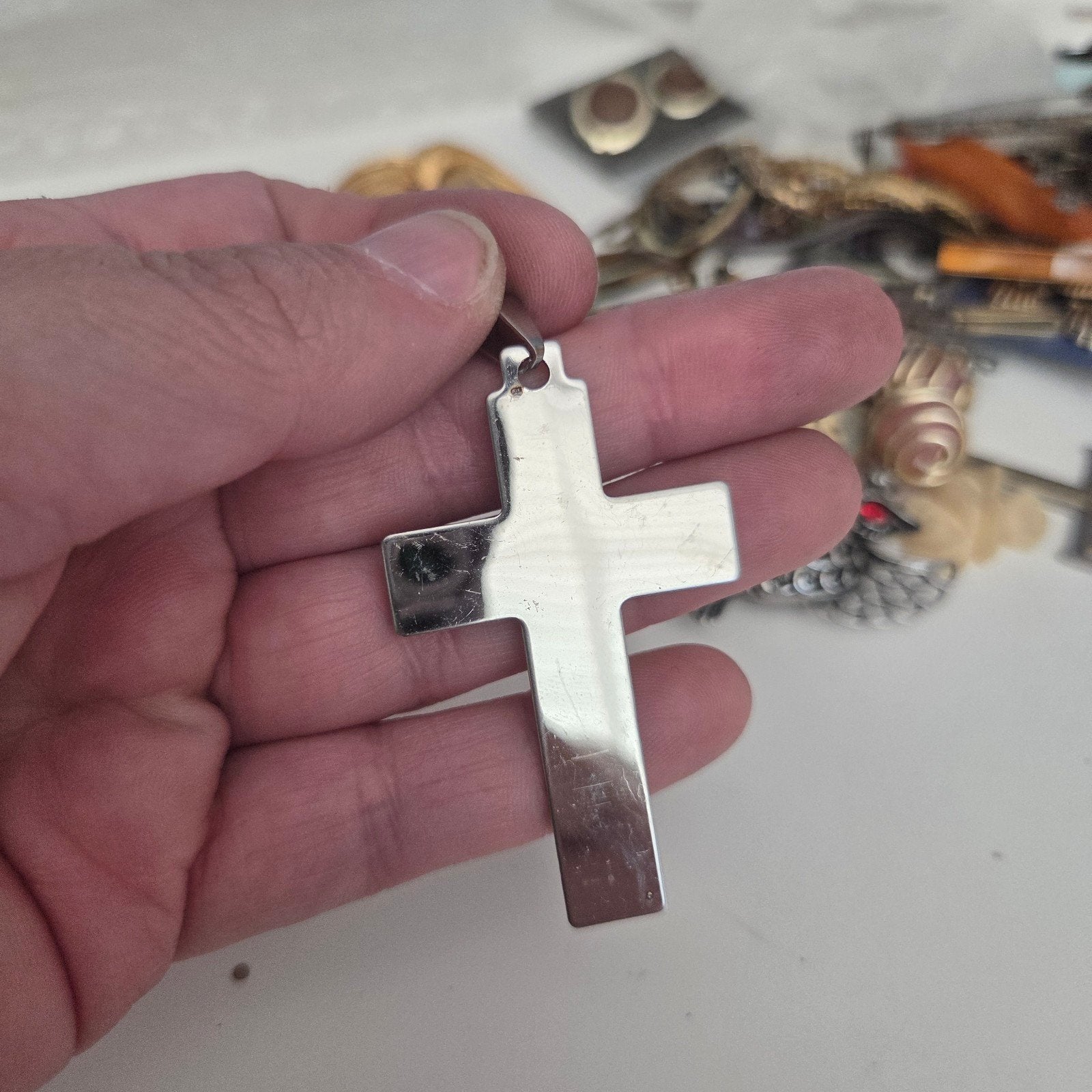 Hanger kruis, Overige materialen, Ophalen of Verzenden, Zo goed als nieuw, Kruis of Symbool