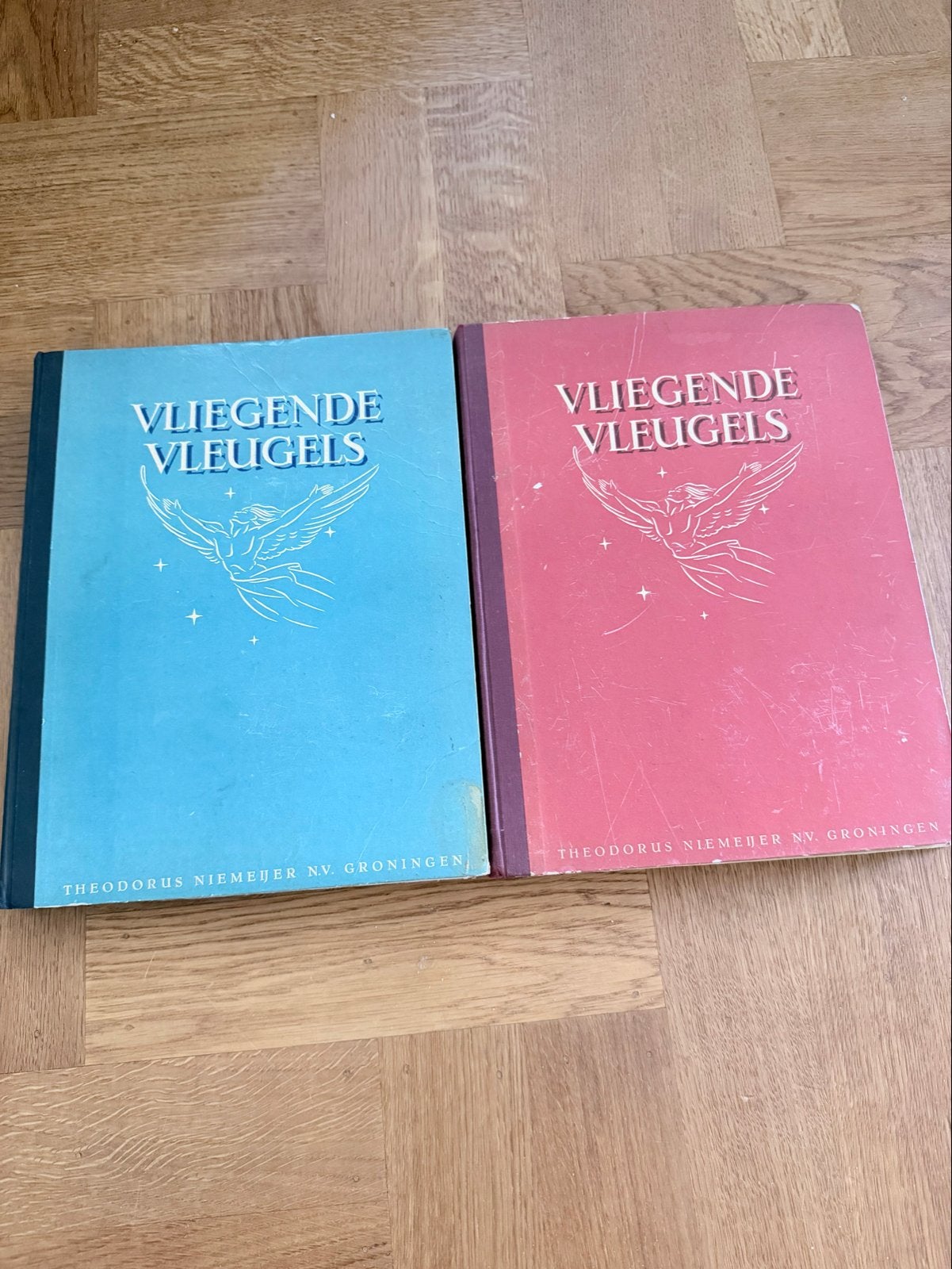 2 verzamelboeken 'Vliegende Vleugels' 1948 - Oude vliegtuige, Ophalen of Verzenden, Gelezen, Plaatjesalbum