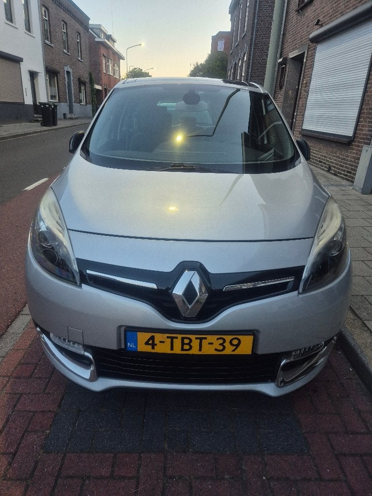 Renault Scénic 1.2 TCE BOSE 85KW 2014 Grijs, Auto's, Voorwielaandrijving, Euro 5, 1295 kg, Overige bekleding