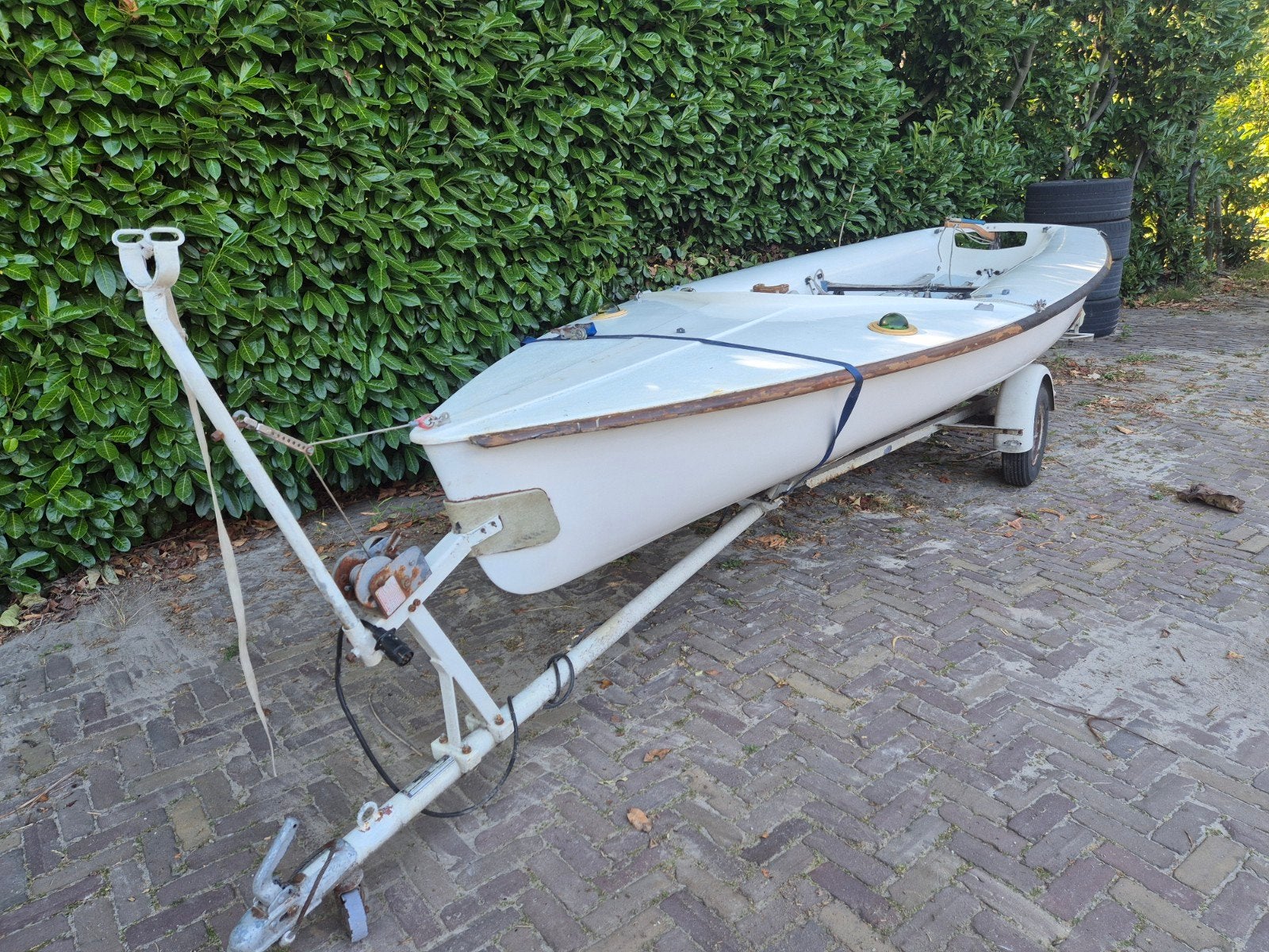 Zeilboot 470 met grootzeil en fok, Ophalen, Grootzeil