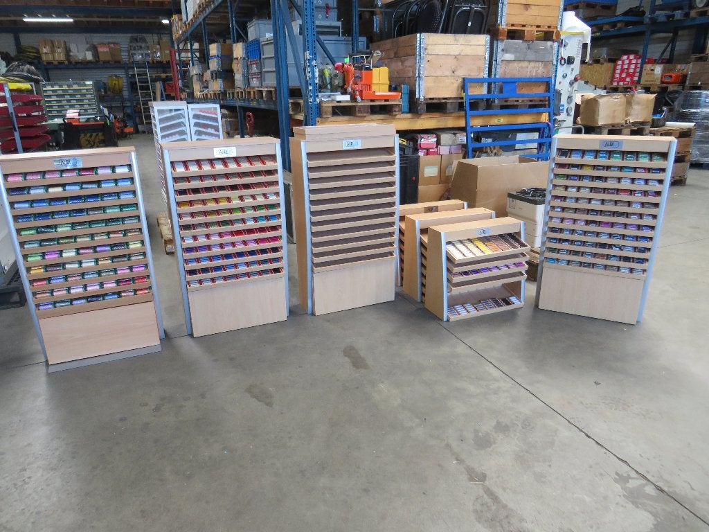 Grote partij Aurifil garenkasten met inhoud ruim 2000 rollen, Overige merken, Aurifil, Aurifil.com, Nieuw