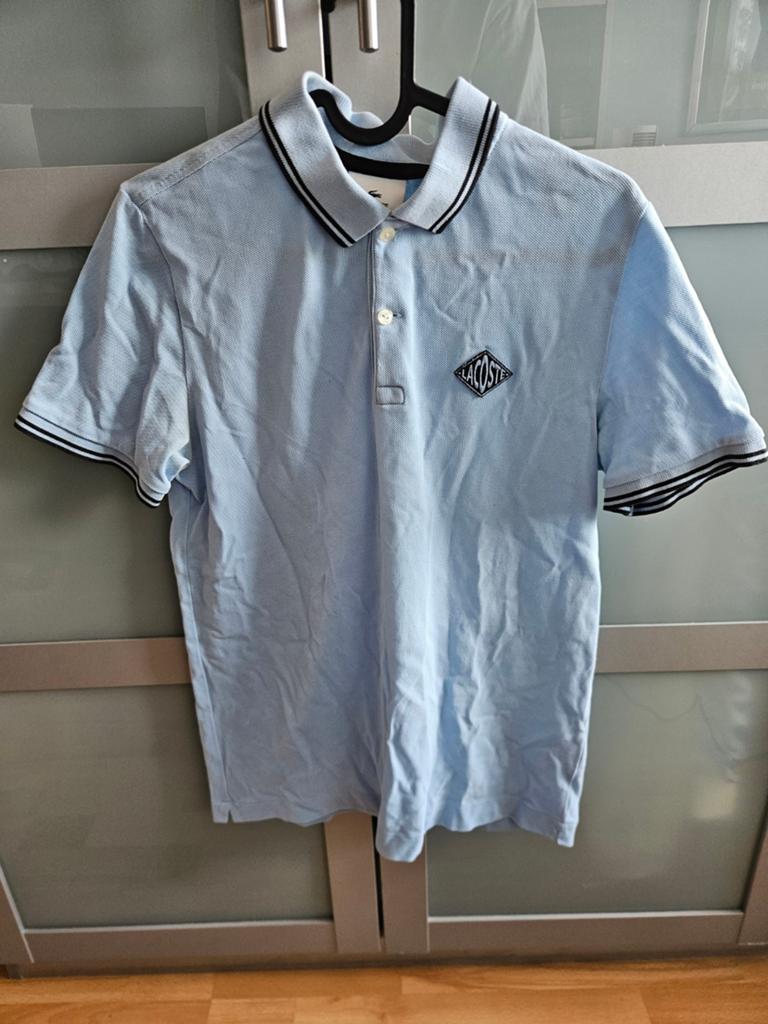 Lacoste Polo Maat M - Lichtblauw met strepen, Lacoste, Ophalen of Verzenden, Gedragen, Maat 48/50 (M)