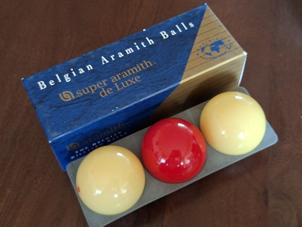 Biljartballen (originele wedstrijdballen 61mm), Ophalen of Verzenden, Zo goed als nieuw, Keu of Ballen