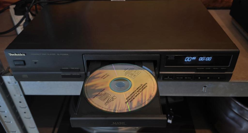 Technics SL-PG390A CD-speler, Ophalen of Verzenden, Zo goed als nieuw, Technics