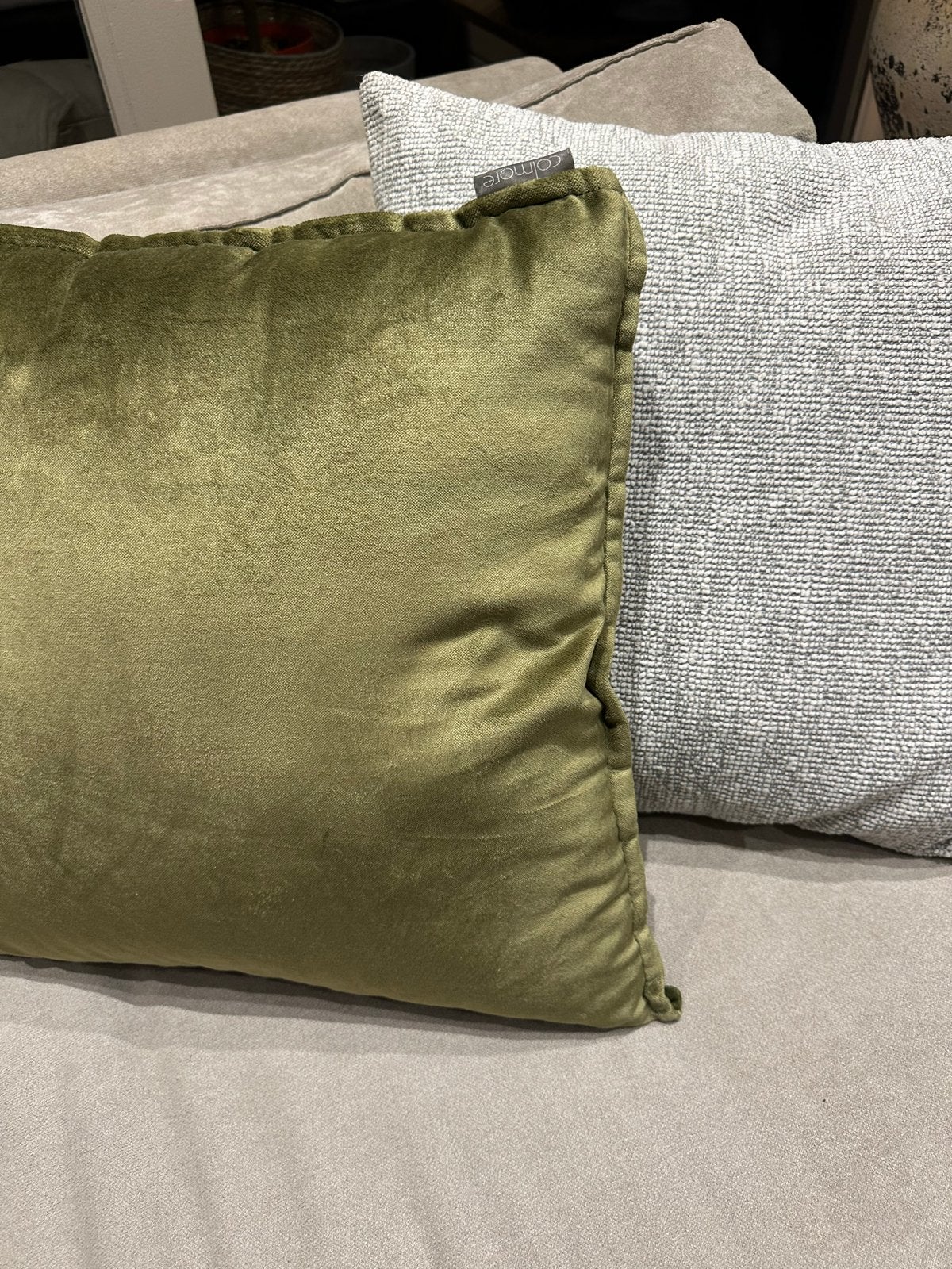 2 luxe Colmore sierkussens - Groen en Grijs, Overige merken, Meerkleurig, Inclusief binnenkussen, Vierkant