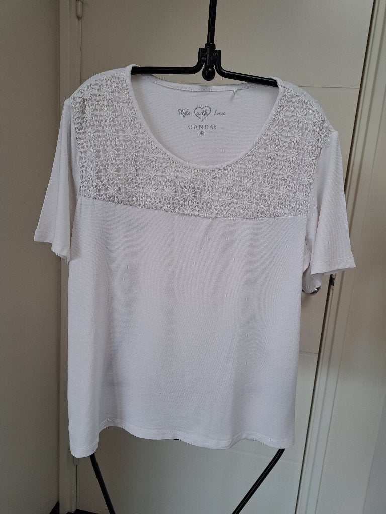 wit t-shirt met kant, maat M, Maat 38/40 (M), Wit, Ophalen of Verzenden, Zo goed als nieuw