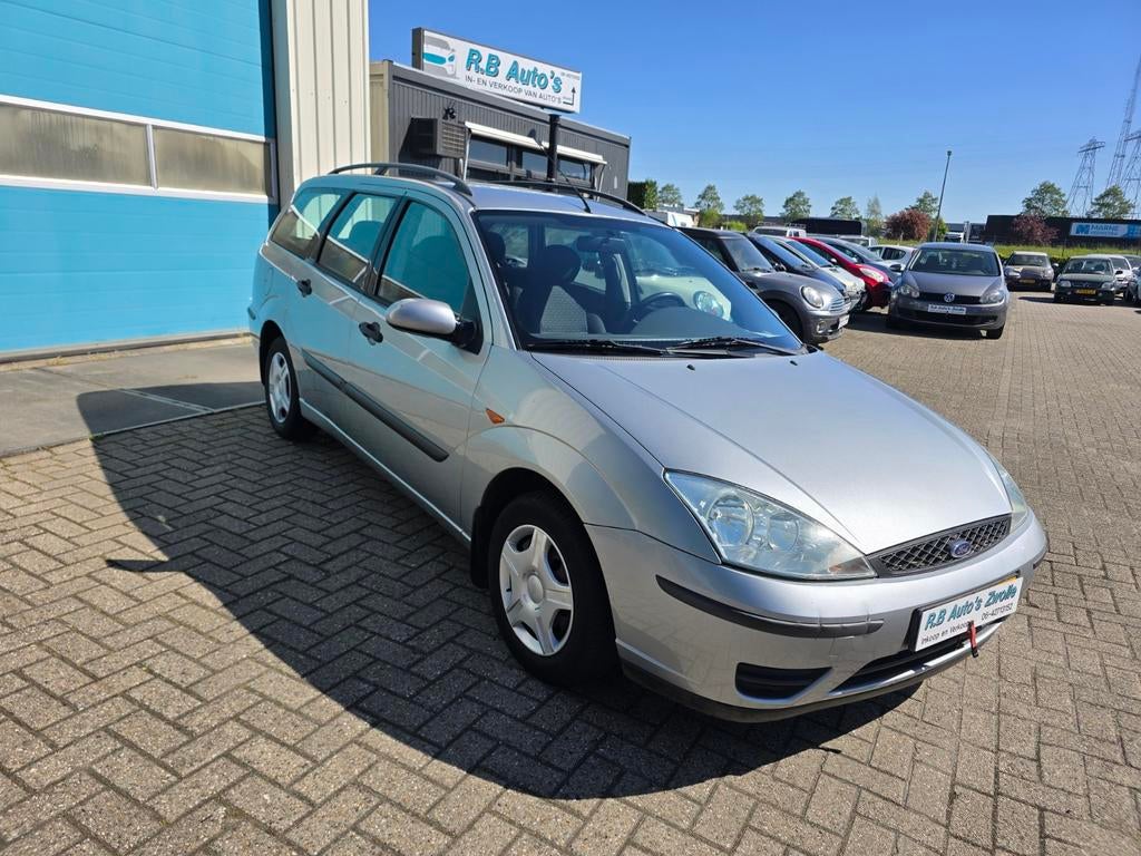 Ford Focus 1.6I 74KW 2004 Grijs Airco Trekhaak Km 146329, Auto's, Ford, 1596 cc, Zwart, 4 cilinders, 100 pk