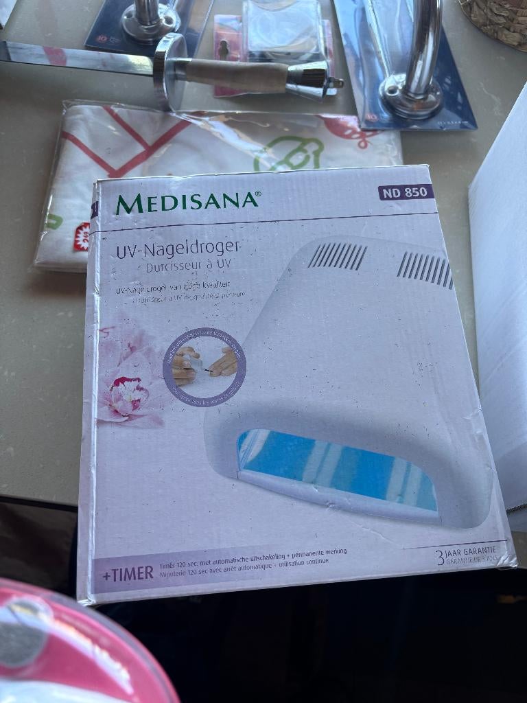 Carmen Medisana Nagelsalon Set Voetbad Nageldroger Manicure, Ophalen of Verzenden, Nieuw, Overige typen