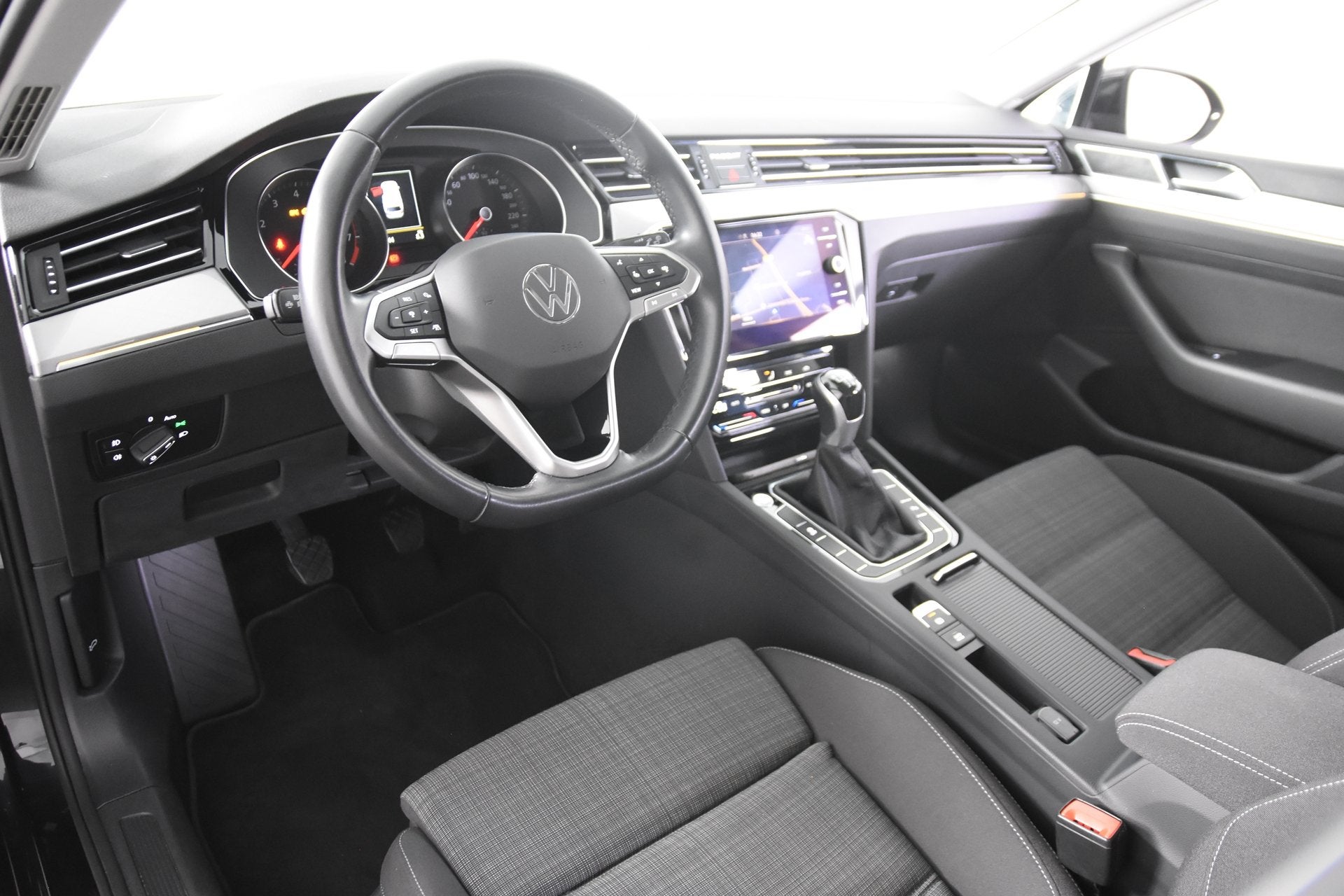 Volkswagen Passat Variant 1.5 TSi Style *1ste Eigenaar*Navig, Auto's, Dealer onderhouden, 150 pk, Zwart, Handgeschakeld