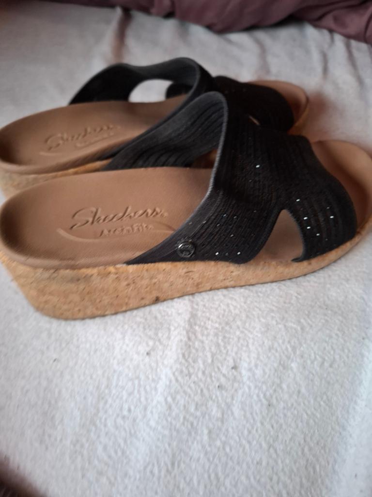 Skechers Slippers/Sandalen Maat 39 - Zomerse Comfort, Skechers, Ophalen of Verzenden