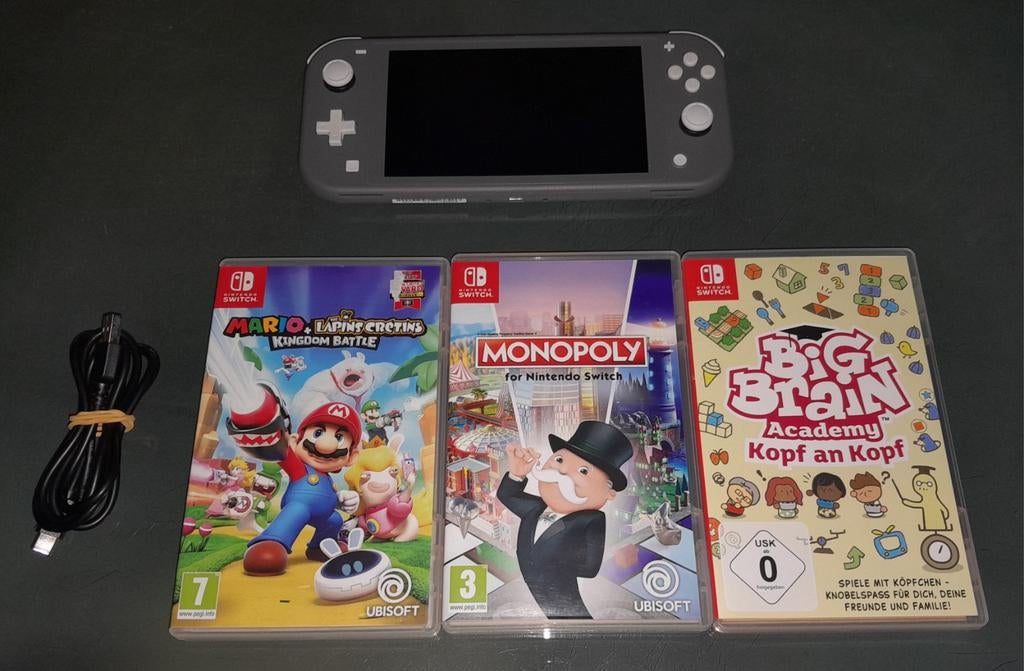 Nintendo Switch Lite met 3 Games werkelijk als nieuw, Met games, Ophalen of Verzenden, Zo goed als nieuw, Zonder controller