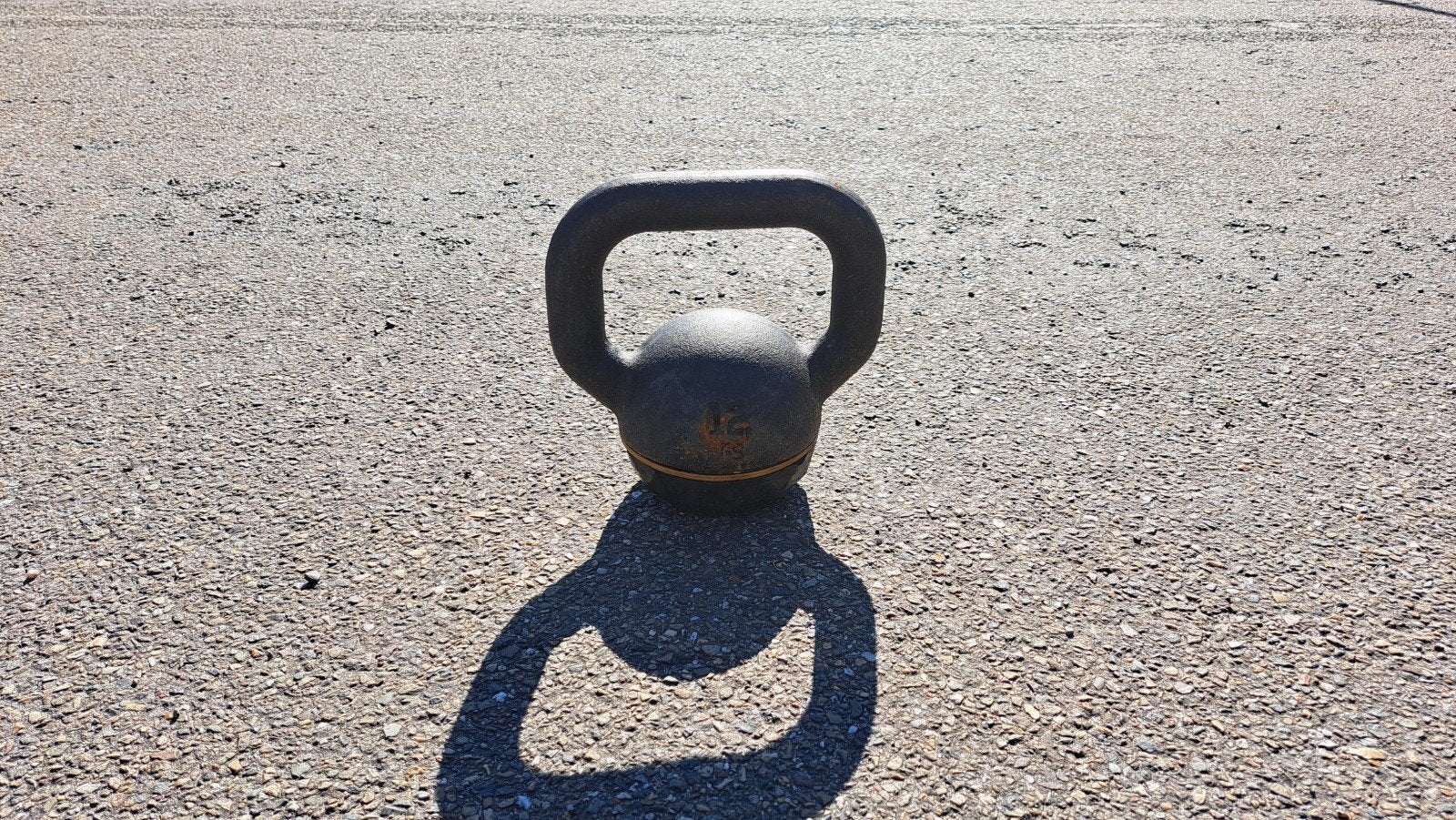 Kettlebell 12 kg - Ideaal voor krachttraining, Sport en Fitness, Ophalen, Gebruikt, Benen, Kettlebell
