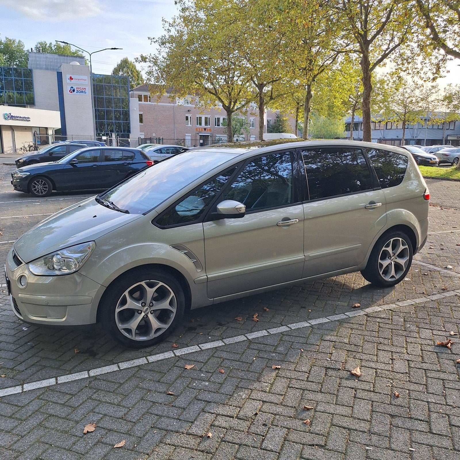 Ford S-Max, Auto's, Voorwielaandrijving, 145 pk, Zwart, 4 cilinders