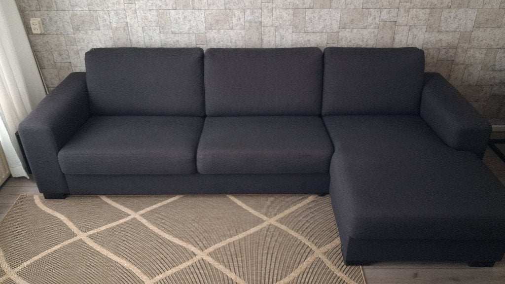 Hoekbank FREIJA, Ophalen, Hout, 250 tot 300 cm, Gebruikt